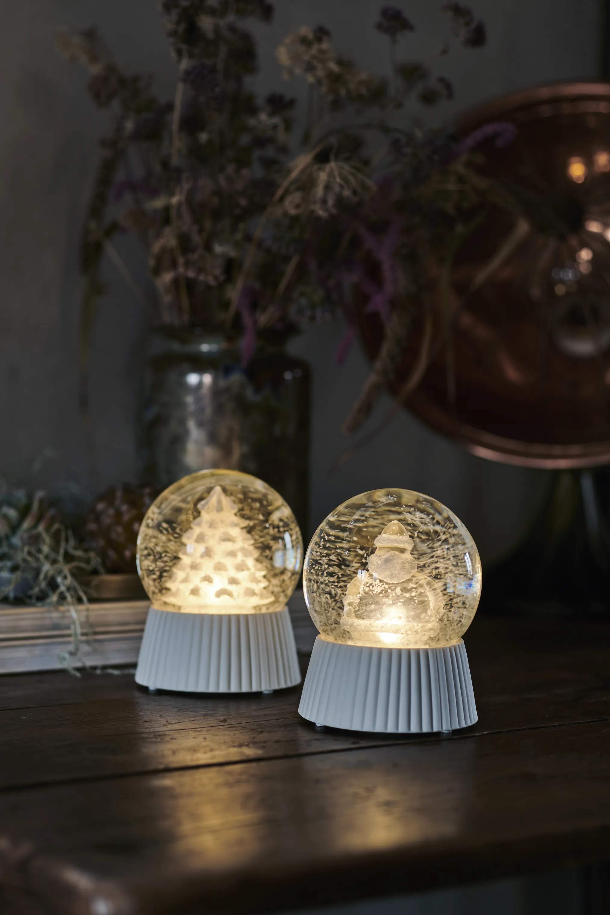 Sirius Lysdekoration Rystekugle m. LED-lys - Santa i White Santa, 3
