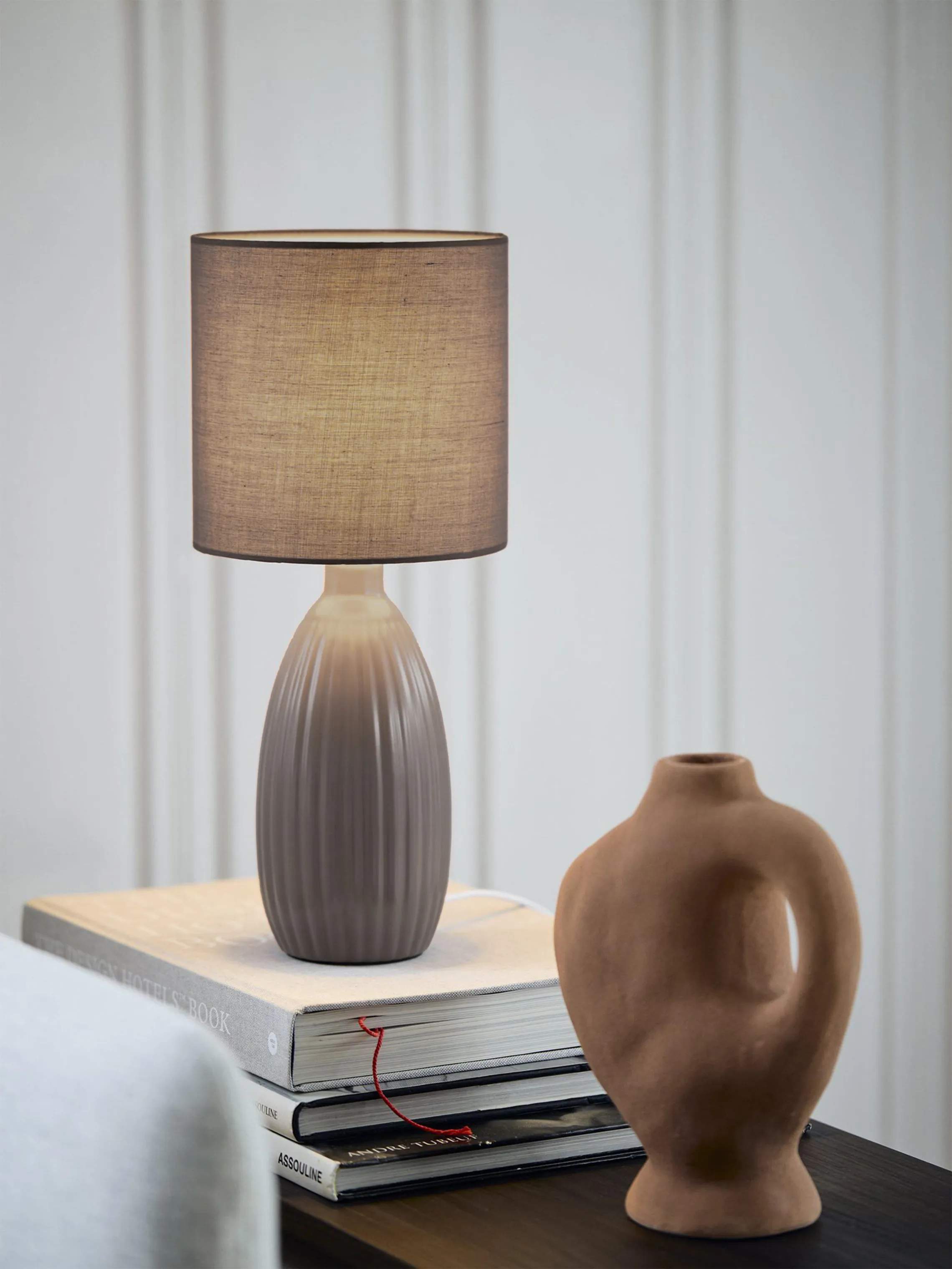 PR Home Bordlamper Uno bordlampe i Nougat, 2