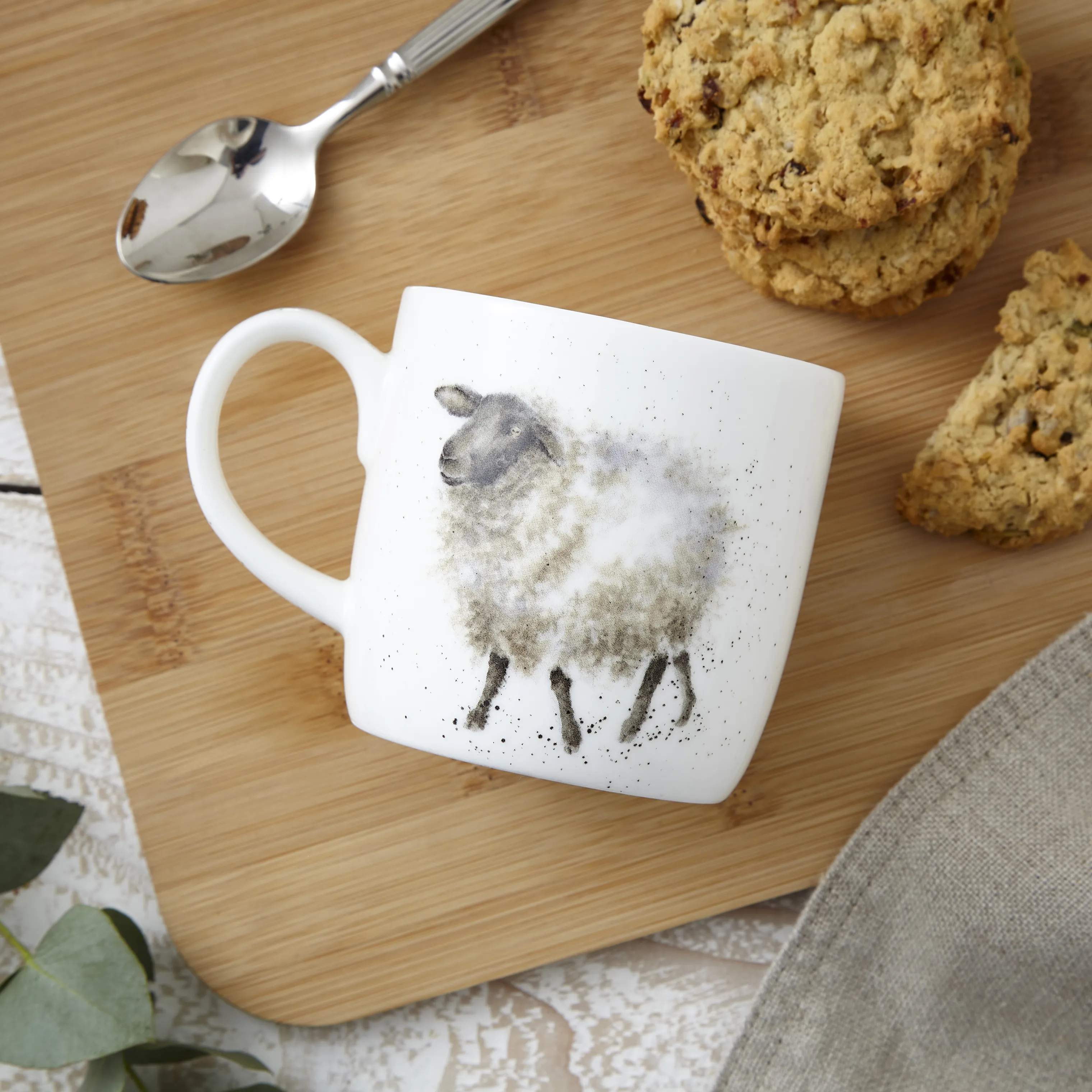 Royal Worcester Krus og kopper med hank Wrendale Krus - Wolly jumper i Får, 2