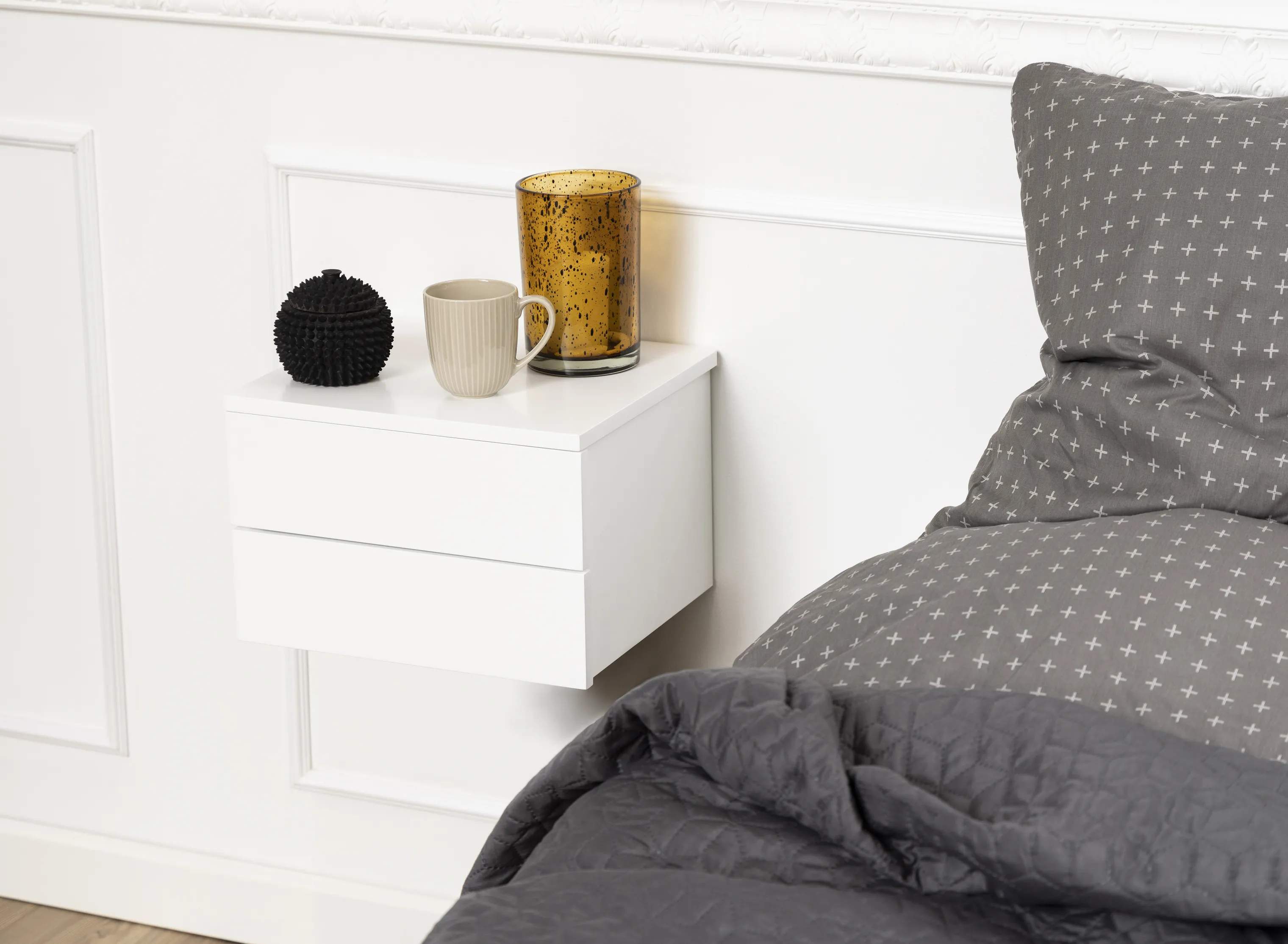 CASA Living Sengeborde Avignon Natbord i Hvid, 24,5 cm, 2