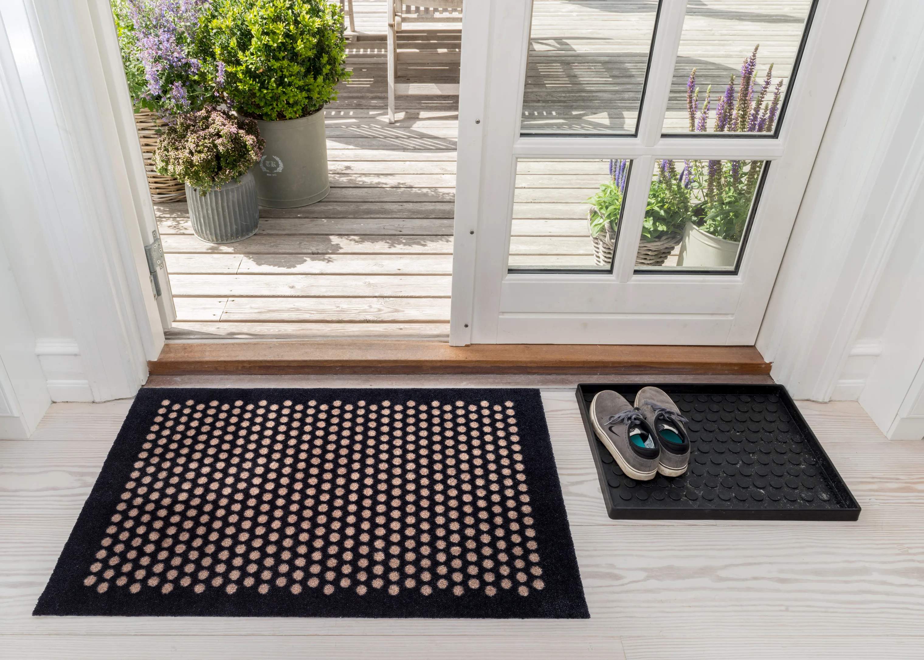 Tica Copenhagen Dørmåtter Dot Gulvmåtte i Sort/sand, B60 x L90 cm, 3