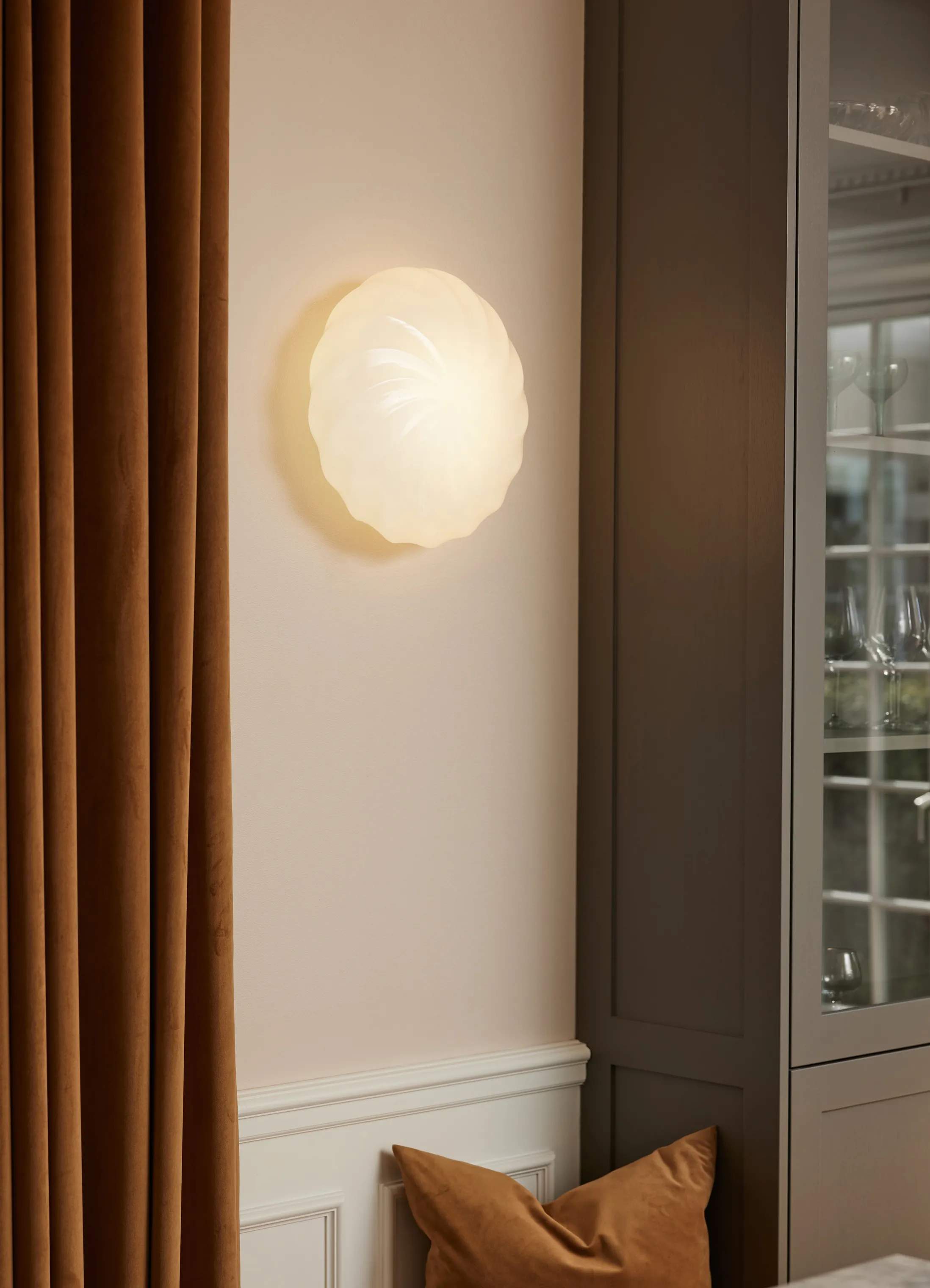 Halo Design Loftlamper Twist Loftlampe i Opal, 2