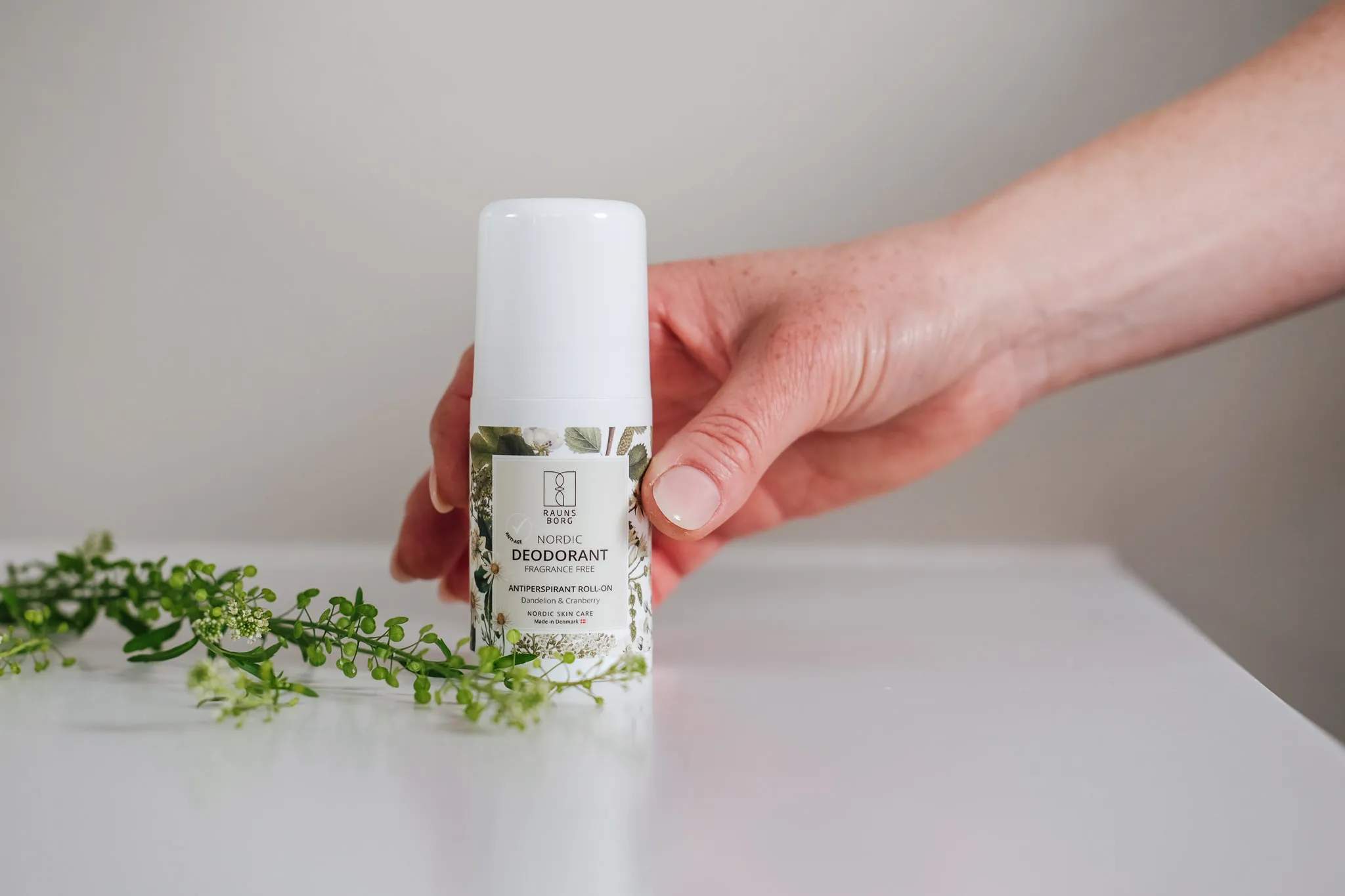 Raunsborg Kropspleje Nordic Roll-On Deodorant i Hvid, 3