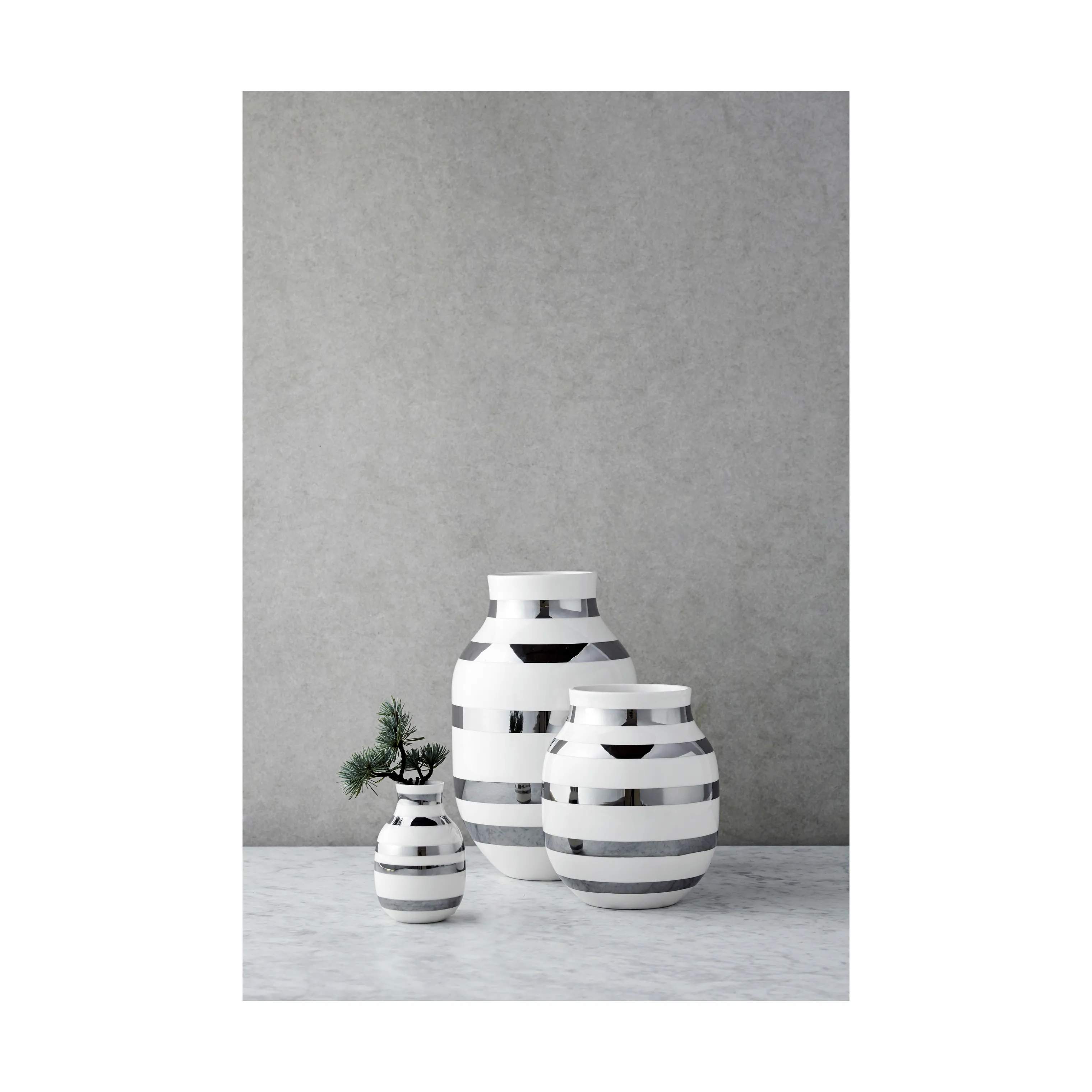 Kähler Vaser Omaggio Vase i Sølvfarvet/Hvid, H20 x Ø16,5 cm, 2
