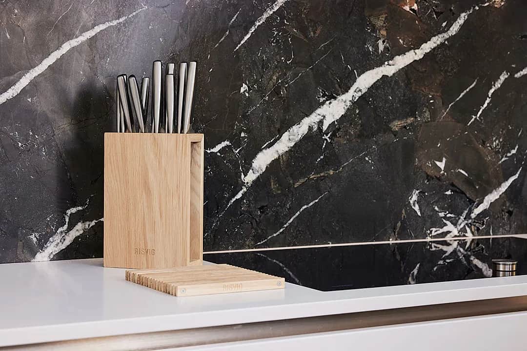 RISVIG Design Bordskånere Lignus Gryderist i Egetræ, 8