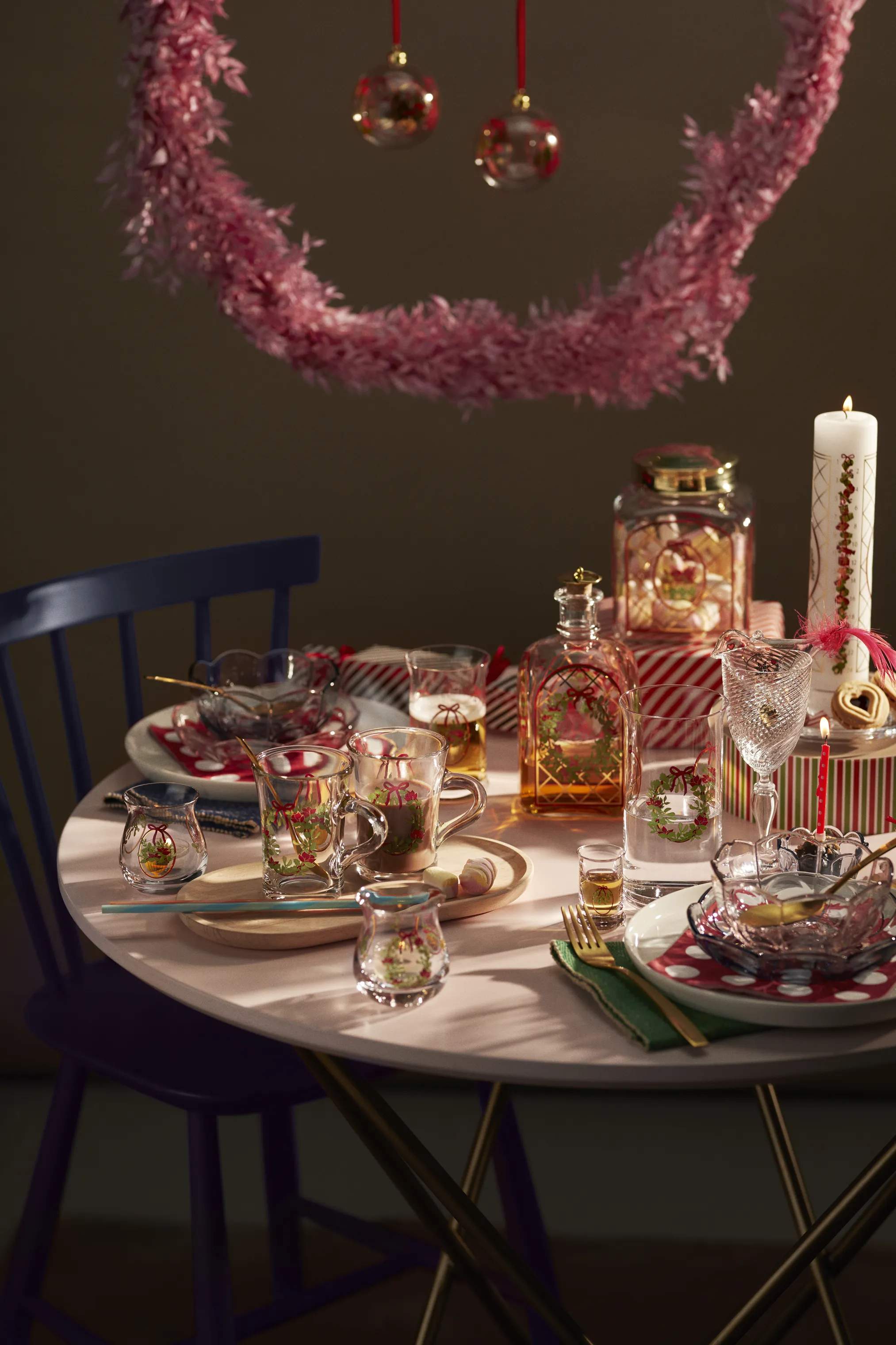 Holmegaard Juleophæng Christmas 2025 Julekugle i Klar, 3