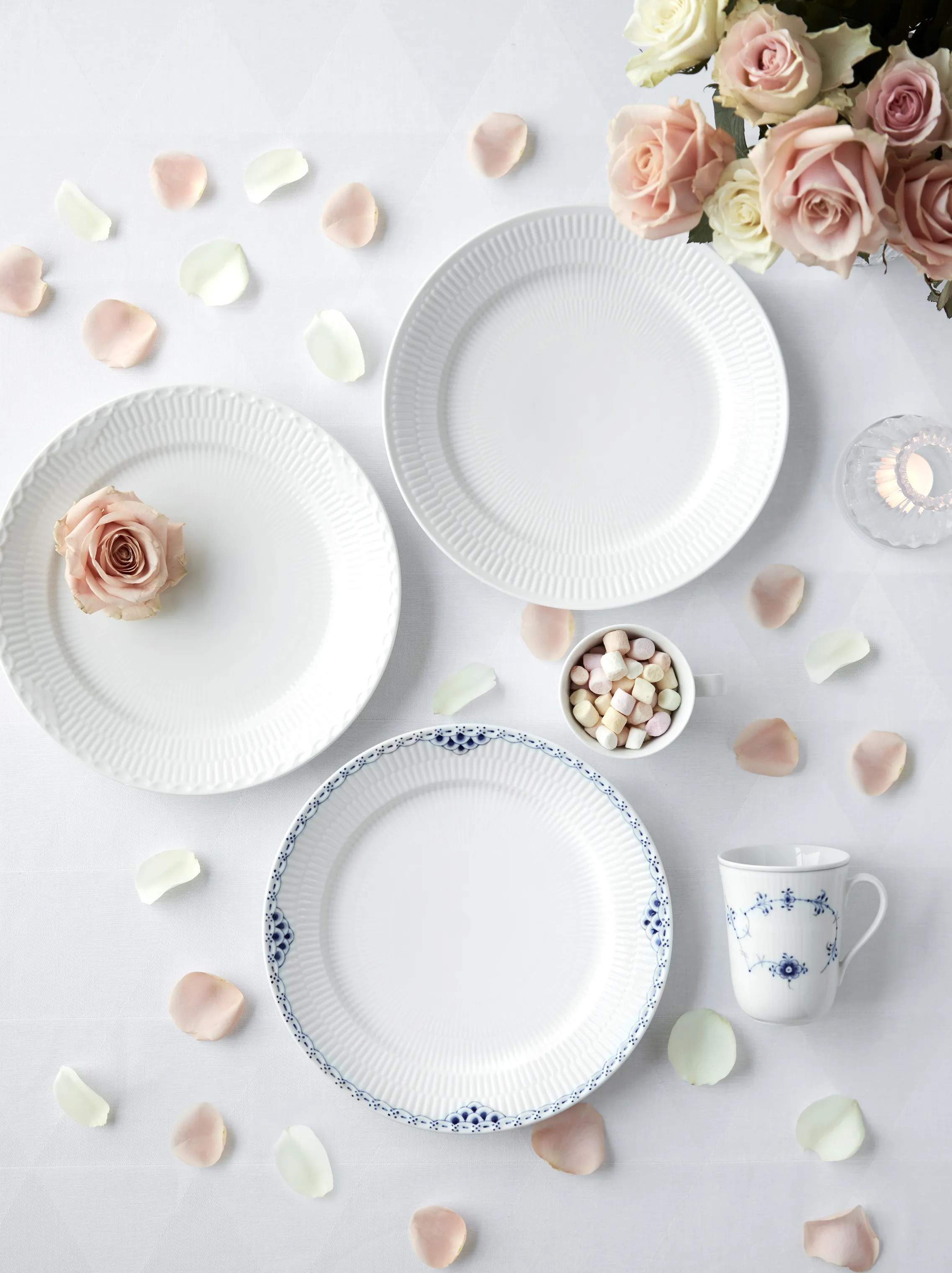 Royal Copenhagen Middagstallerkener Hvid Halvblonde Middagstallerken i Hvid, 27 cm, 2