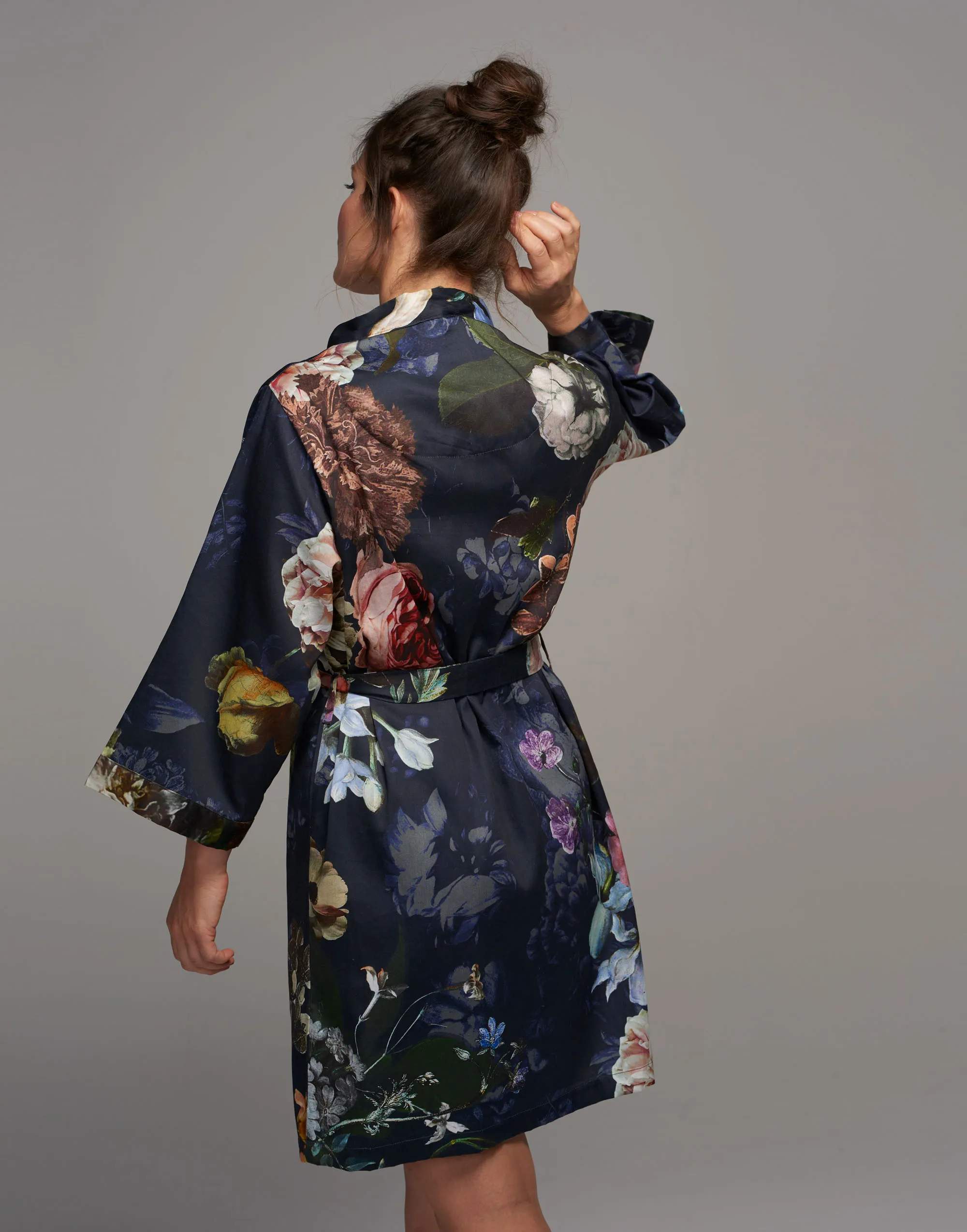 Essenza Morgenkåber Fleur Kimono i Nightblue, Str. XS, 2