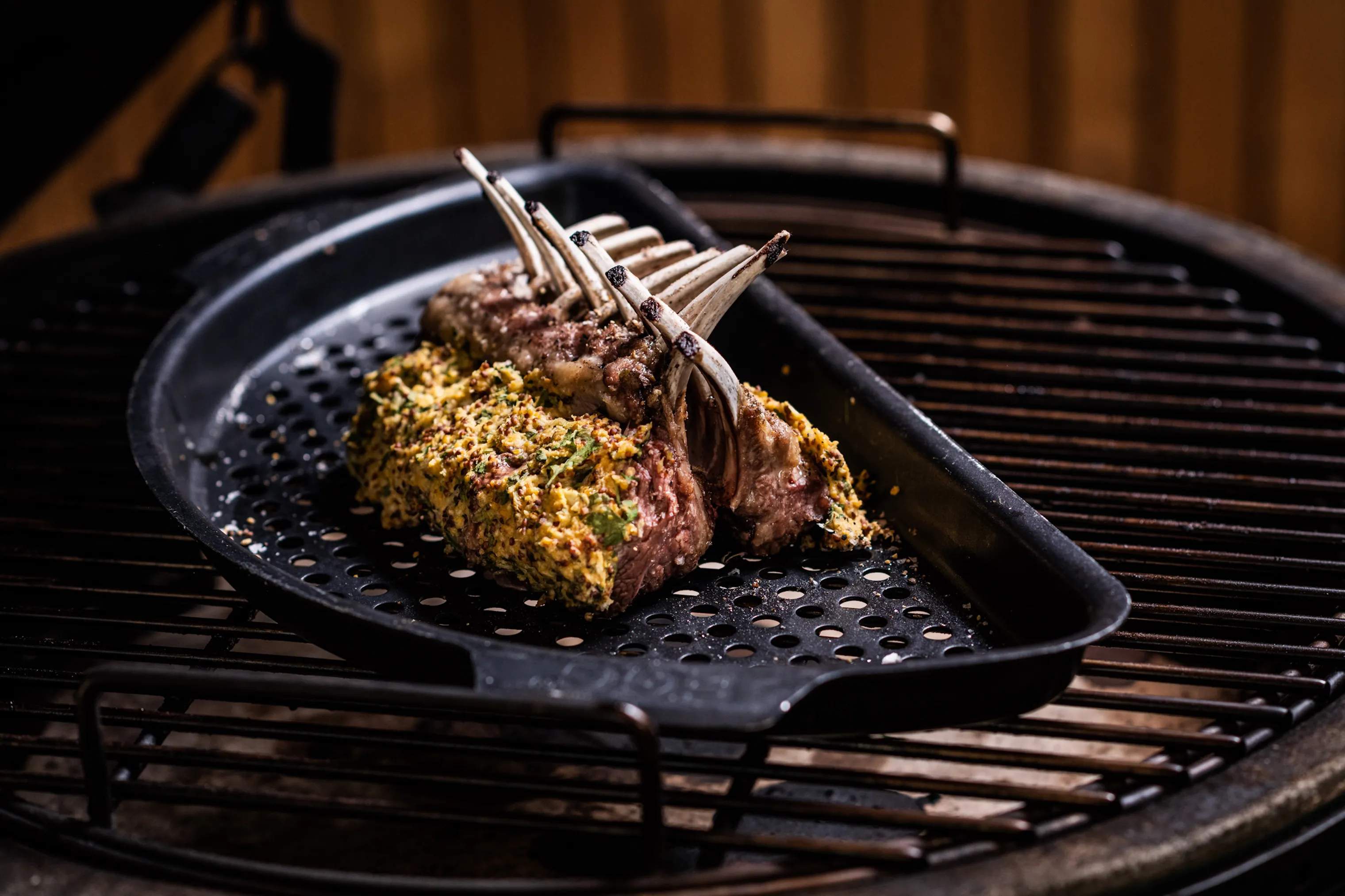 Big Green Egg Øvrigt grilltilbehør Cookware Halvrund Perforeret Grillrist i XL, 3