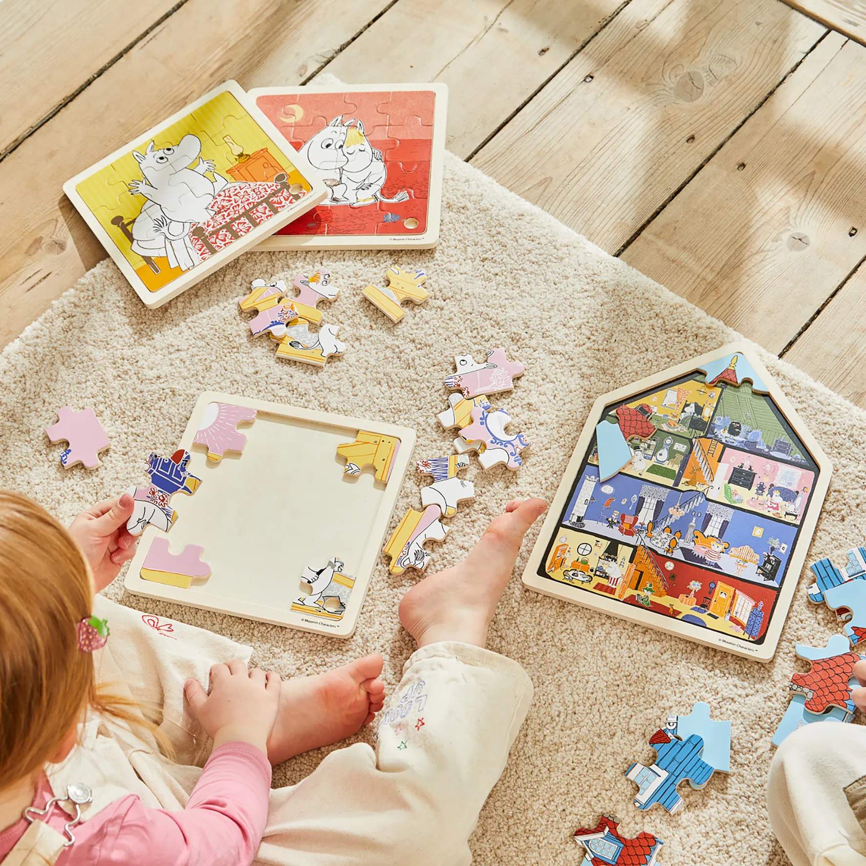 Barbo Toys Puslespil Puslespil - Mumitrolde Træpuslespil - Kram i Rød, 3