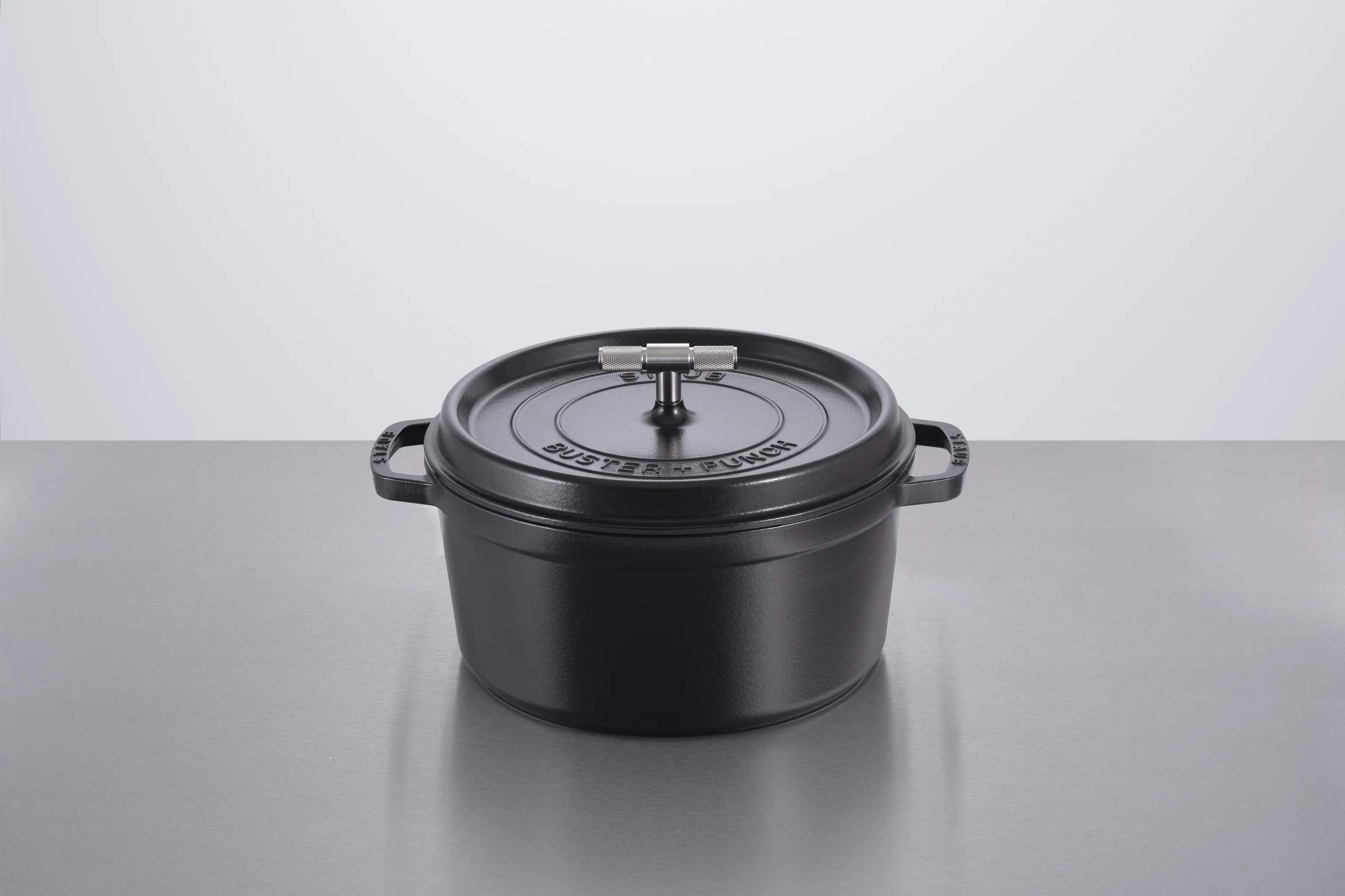 Staub Stegesøer Buster & Punch La Cocotte i Sort/sølvfarvet, 3.7 L, 2