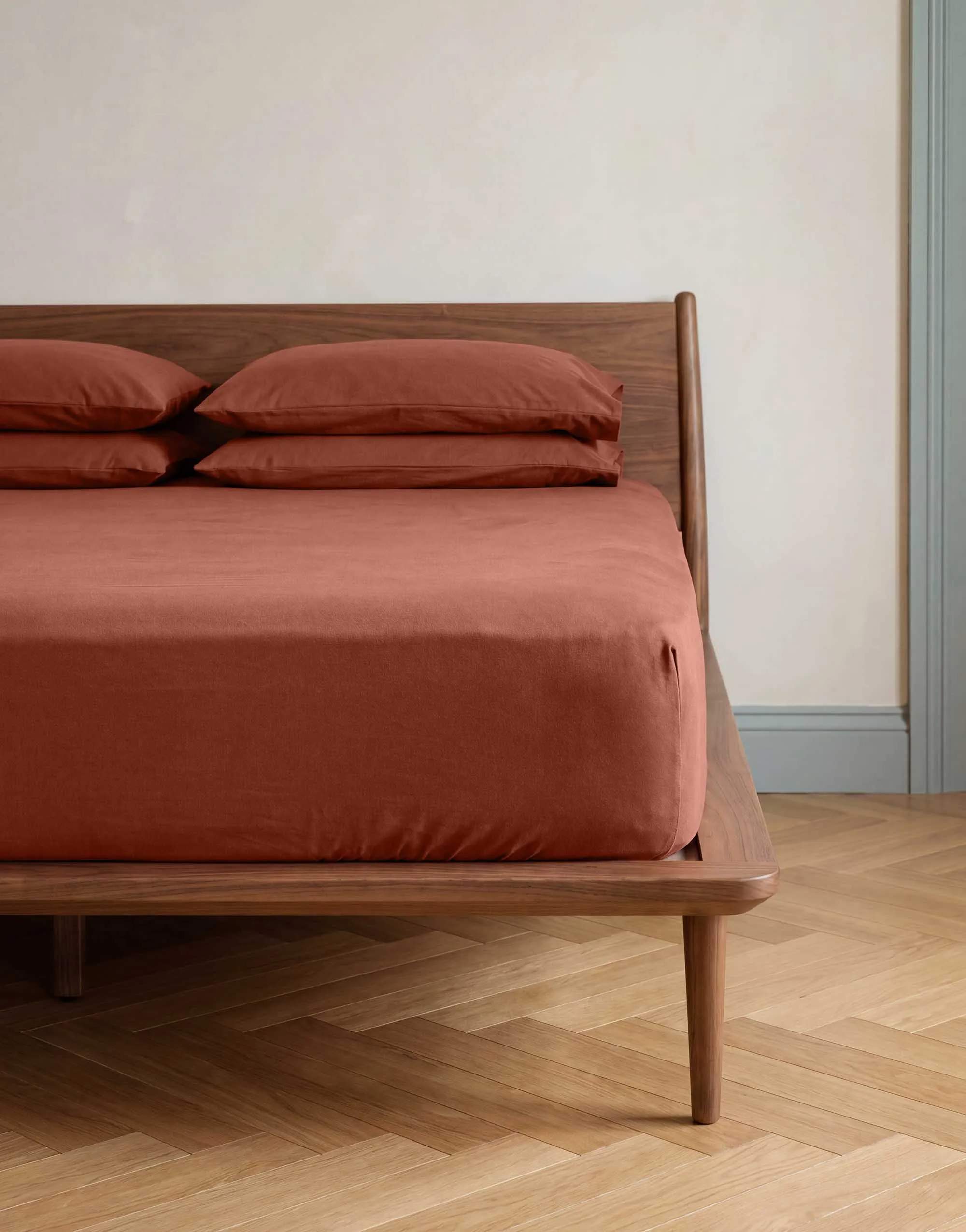Essenza Lagner Fine Organic Jersey Topmadraslagen i Terracotta, B160 x L220 cm, 3