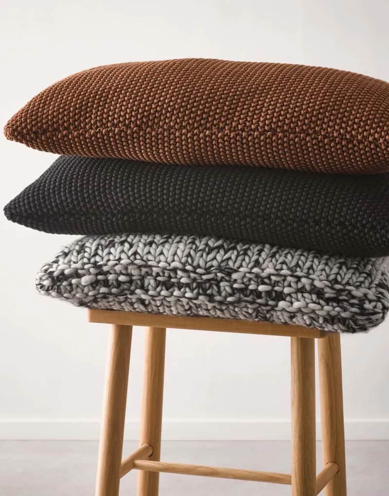 Marc O'Polo Pyntepuder Nordic Knit Pyntepude i Sort, H15 x B50 cm, 2