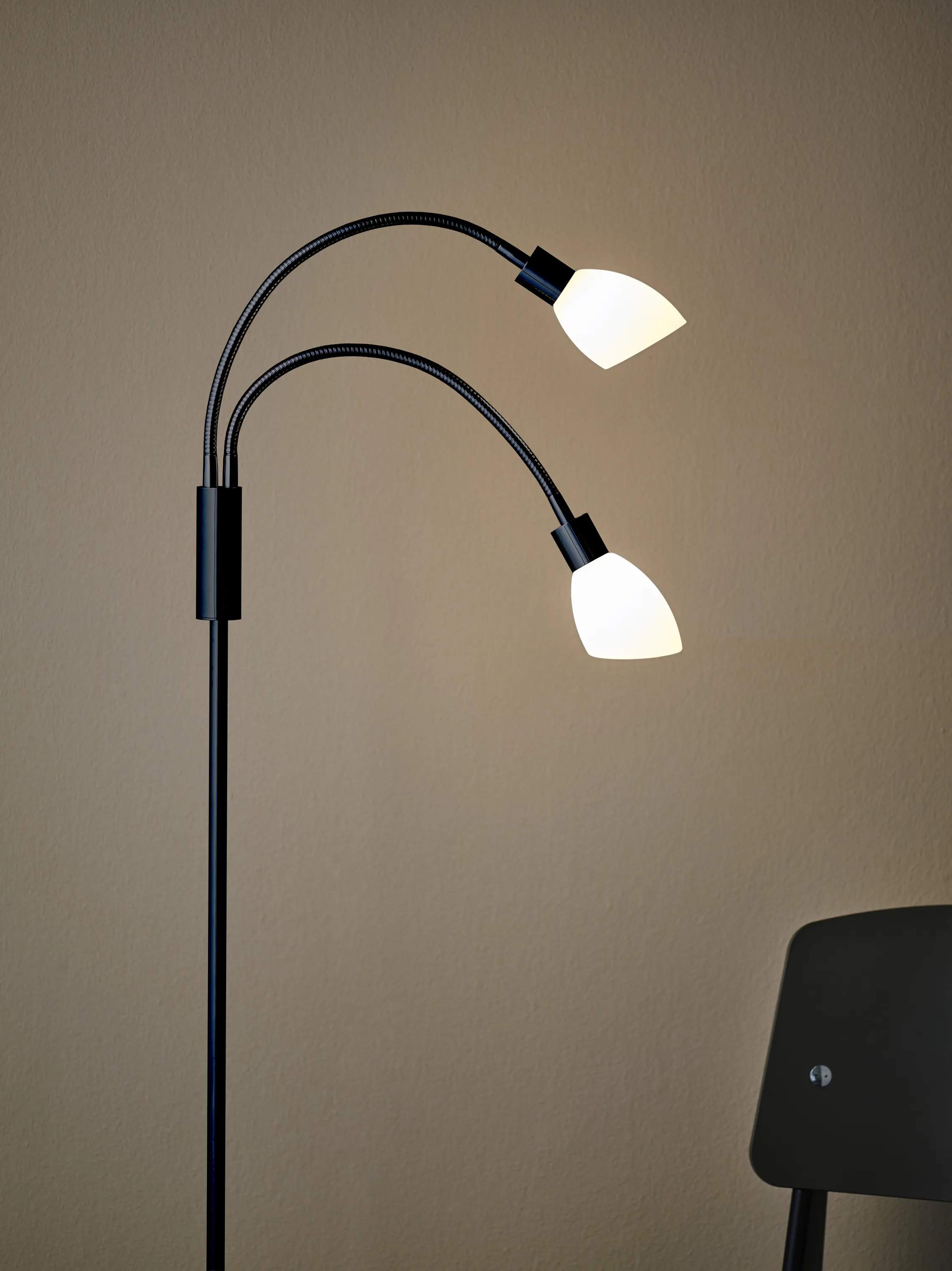 Herstal Gulvlamper Cut Double Gulvlampe i Black/opal, 3
