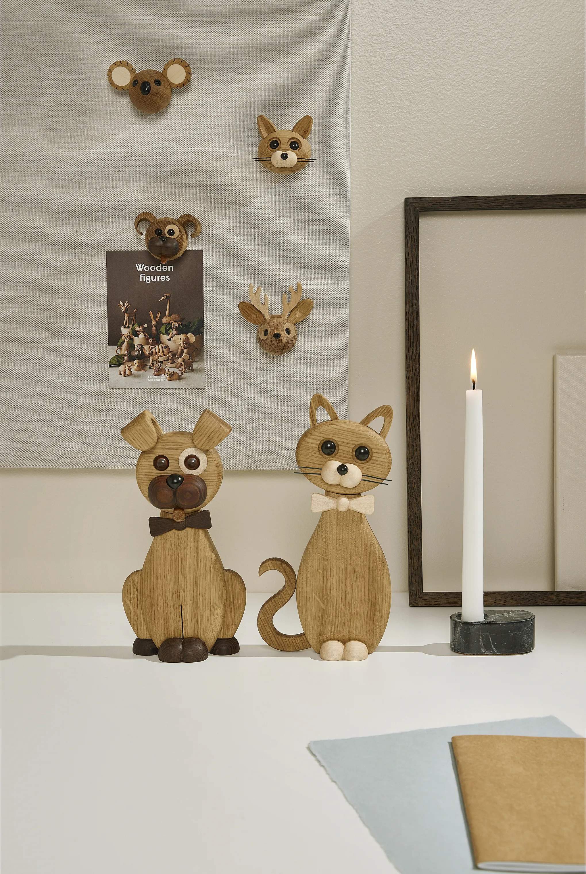 Spring Copenhagen Dyrefigurer Hanging Hund Happy i Natur, 2