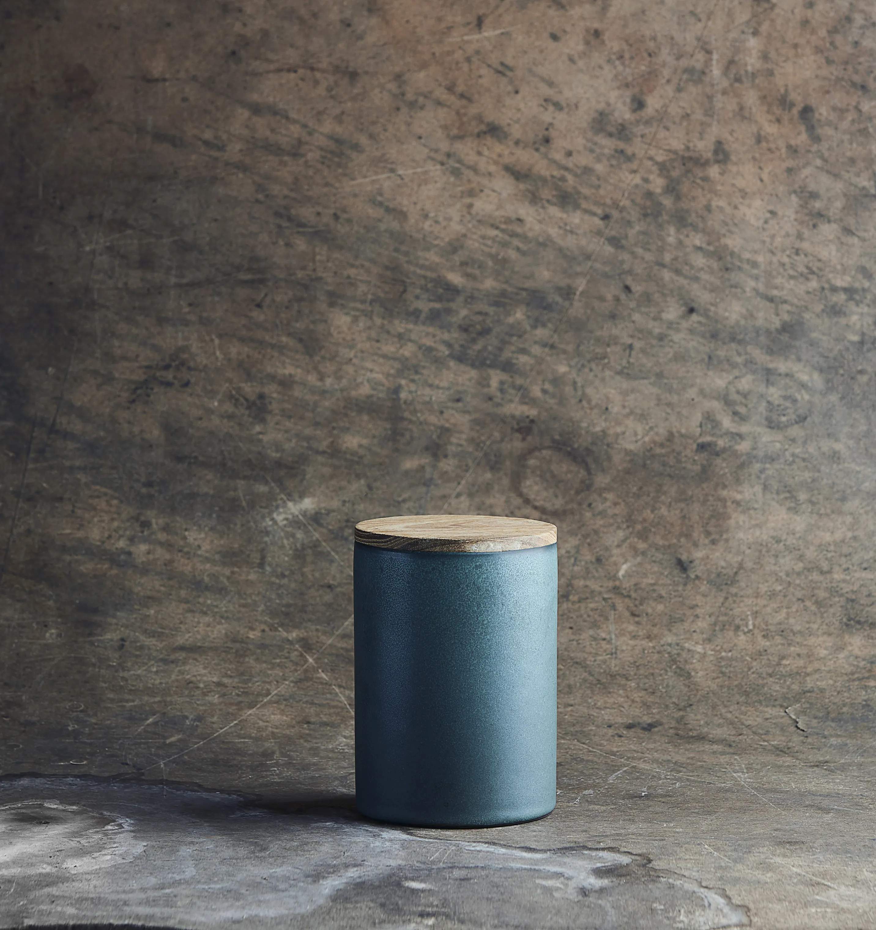 RAW by Aida Krukker med låg Krukke m. låg i Northern Green/teak, 2