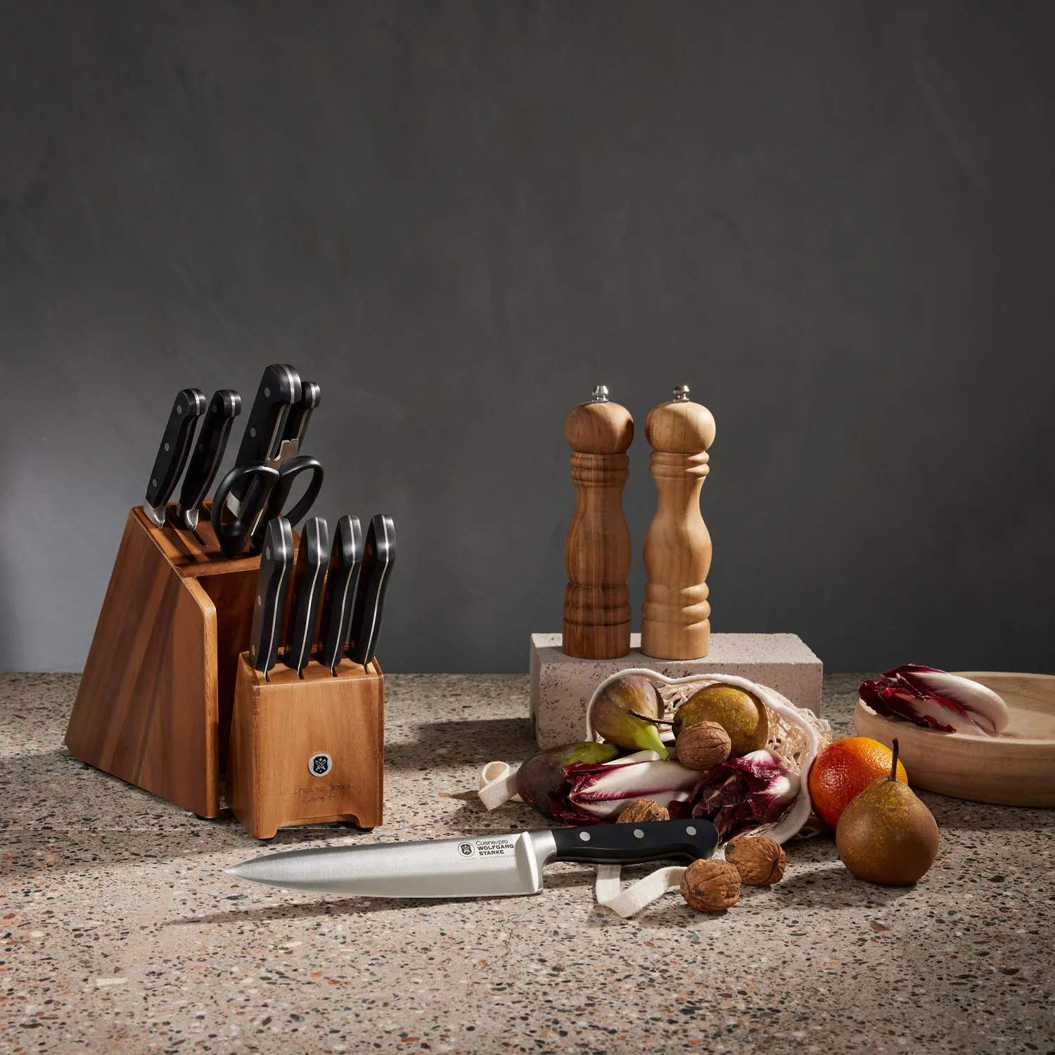 THE CUSTOM CHEF™ Knivblokke med knive Cuisine::pro® WOLFGANG
STARKE™ Cuisine::pro WOLFGANG STARKE™ Kutchin Knivblok - 11 dele i Brun, 2
