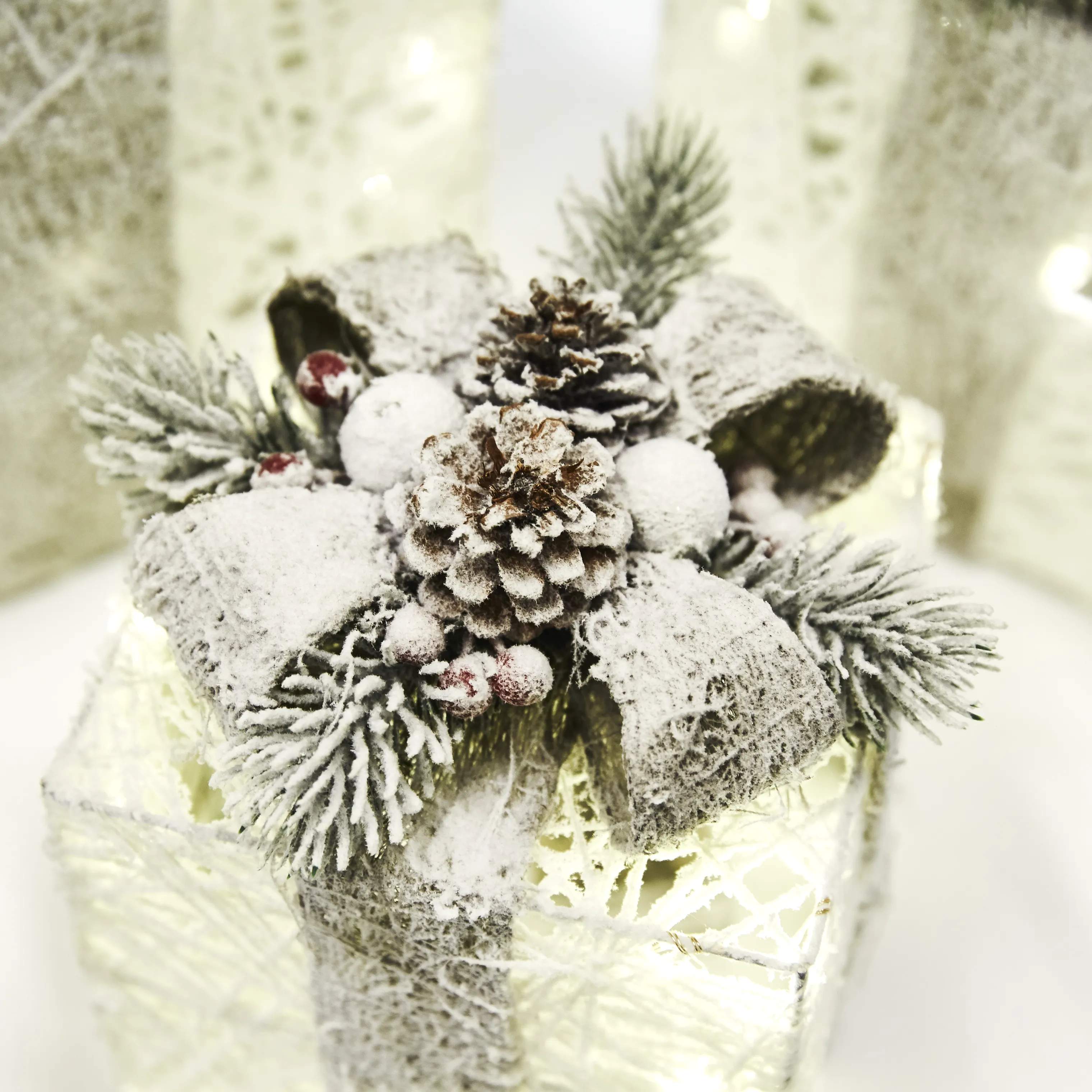 Nordic Winter Øvrigt julepynt Julepakker med lys - 3 stk. i Hvid, 3