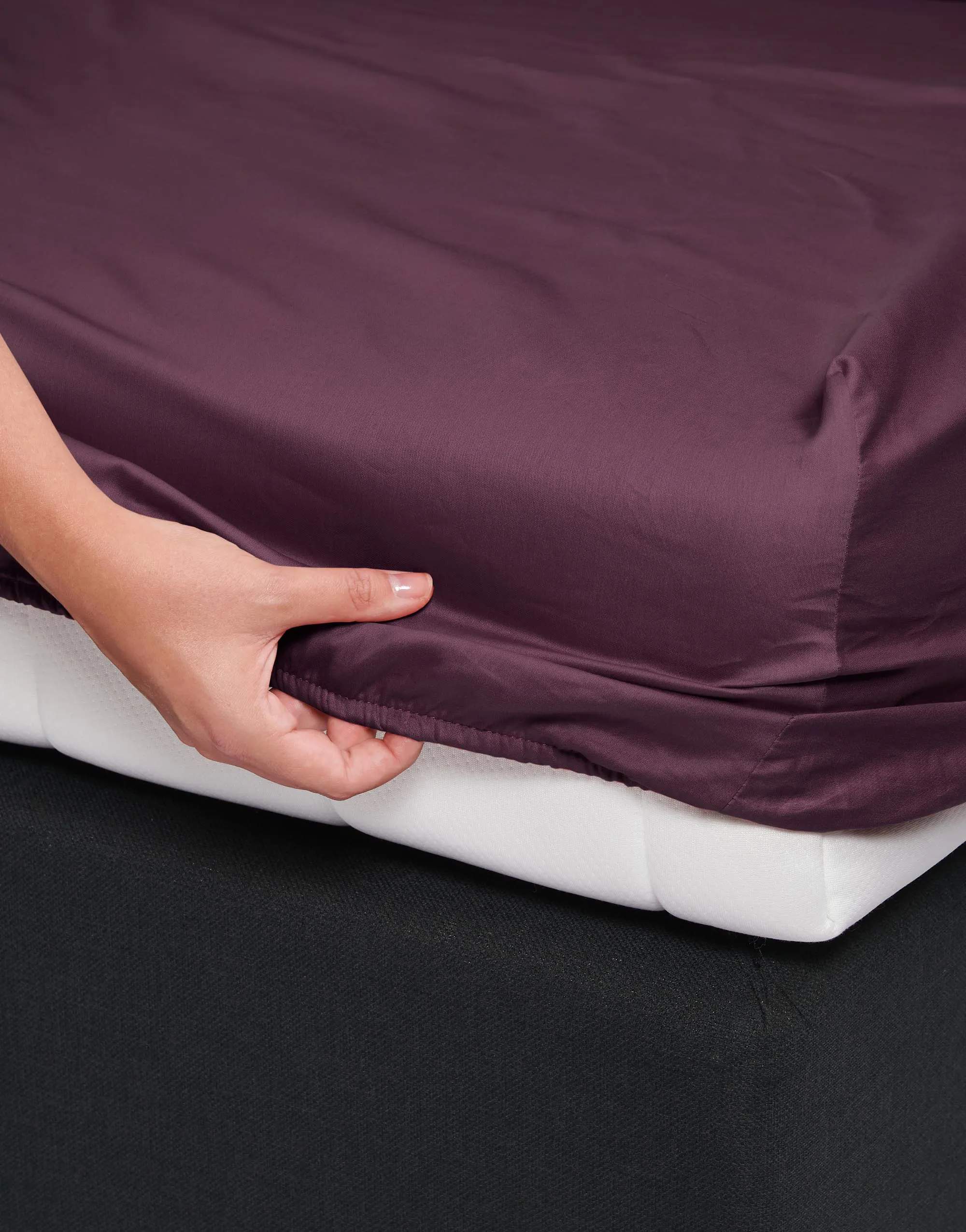 Essenza Lagner Satin Boxlagen i Marsala, B90 x L200 cm, 2