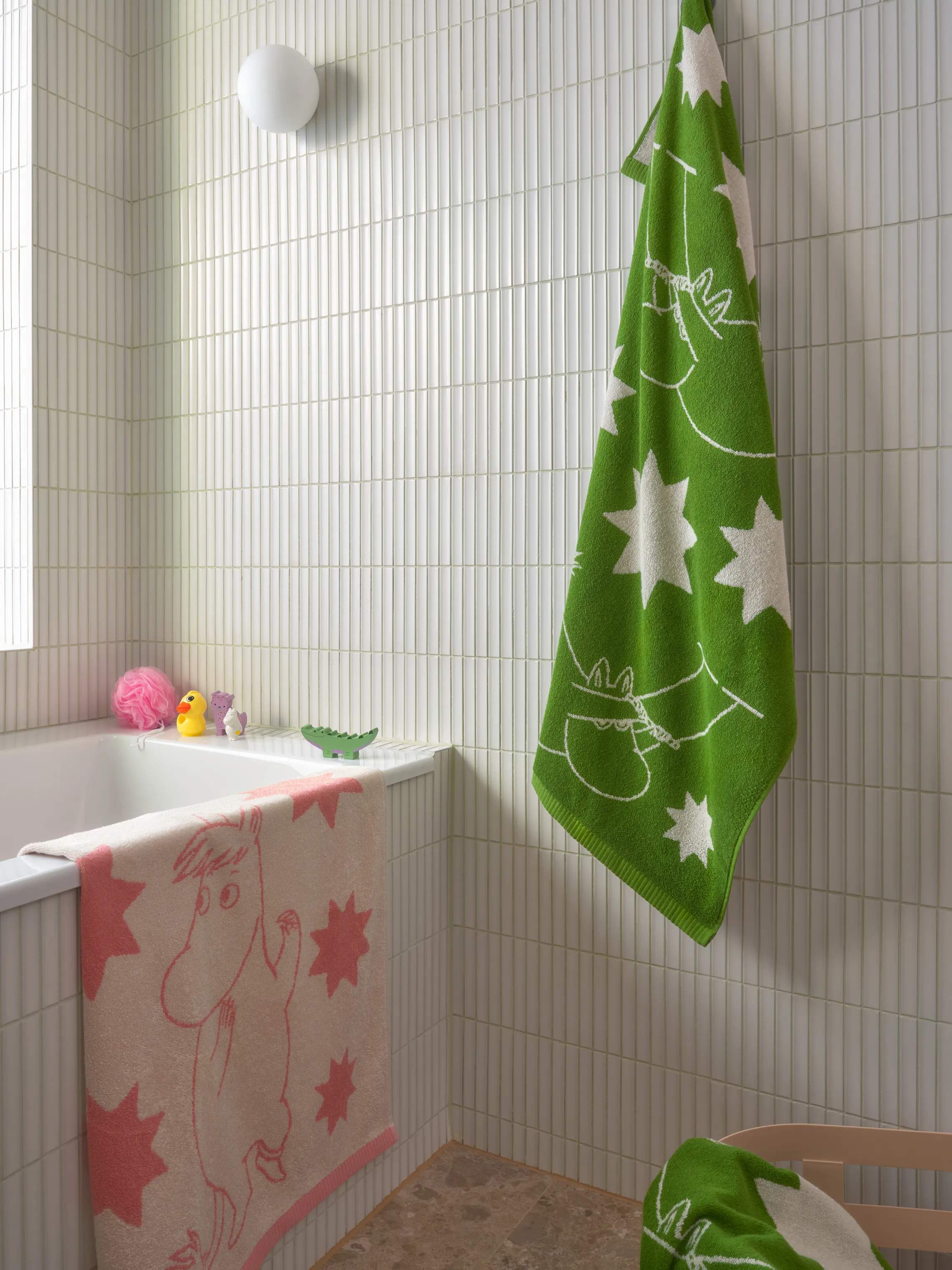 Moomin Arabia Håndklæder Arabia Badeværelse Håndklæde - Snorkfrøken i Snork/stjerner, B70 x L140 cm, 2
