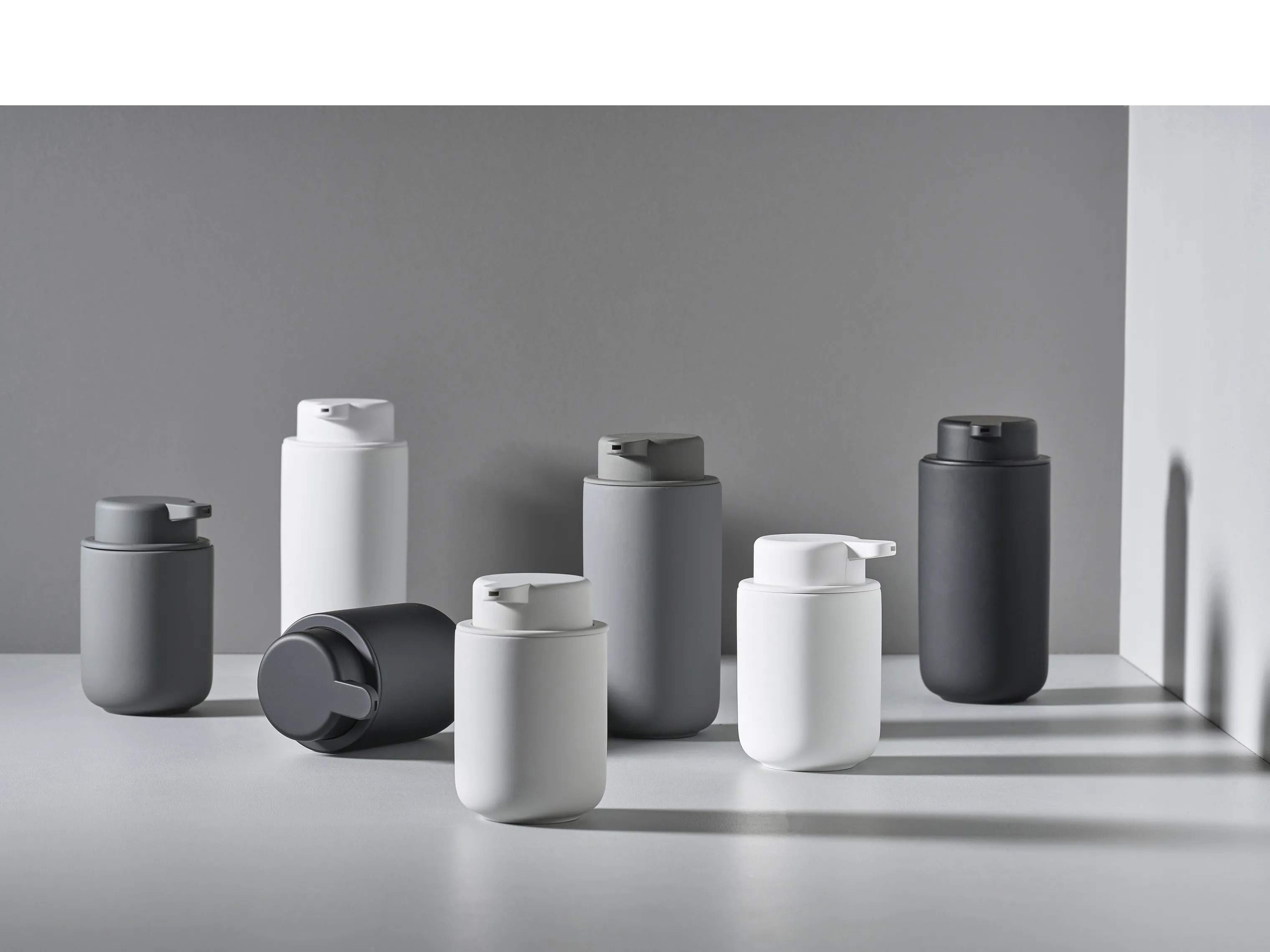 Zone Sæbedispensere Ume Sæbedispenser i Soft Grey, 12,5 cm, 2
