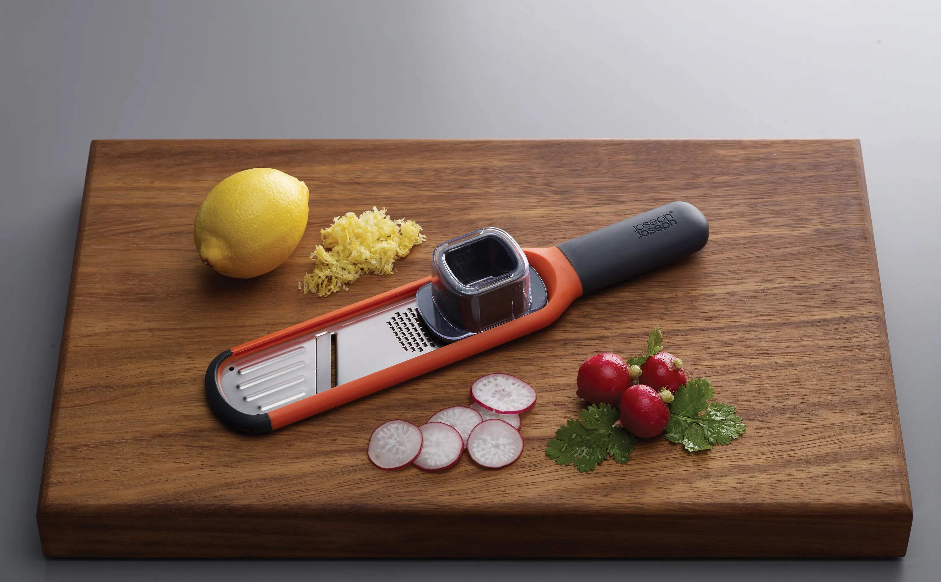 Joseph Joseph Rivejern Cookshop Handi-Grate 2-i-1 rive-og snittejern i Multicolour, 3