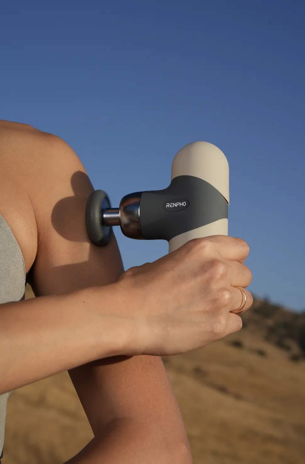 Renpho Massageapparater Massagepistol - Mini WMG10 i går / sand, 3