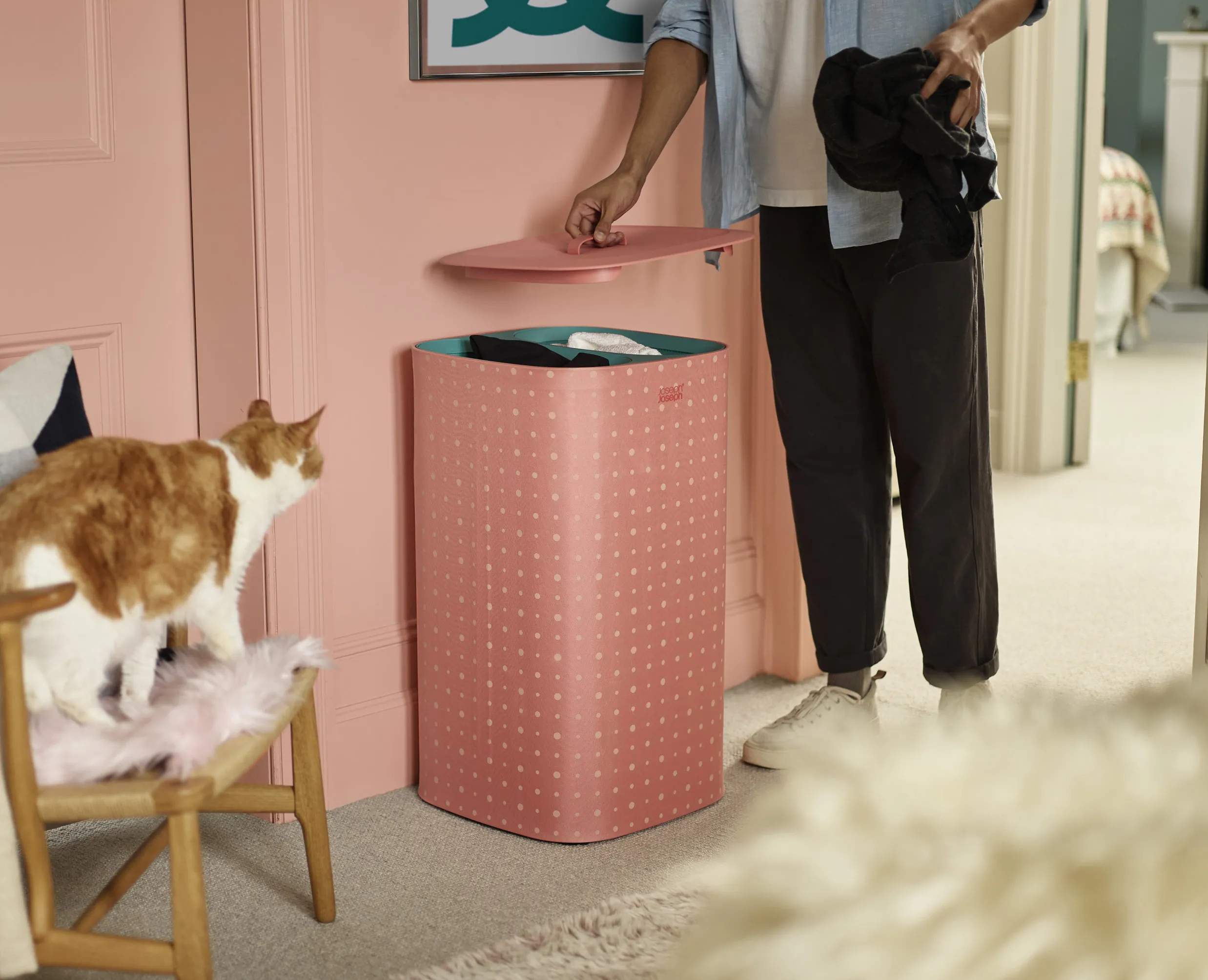 Joseph Joseph Vasketøjskurve Tota Pop Vasketøjskurv i Koral, 60 L, 3