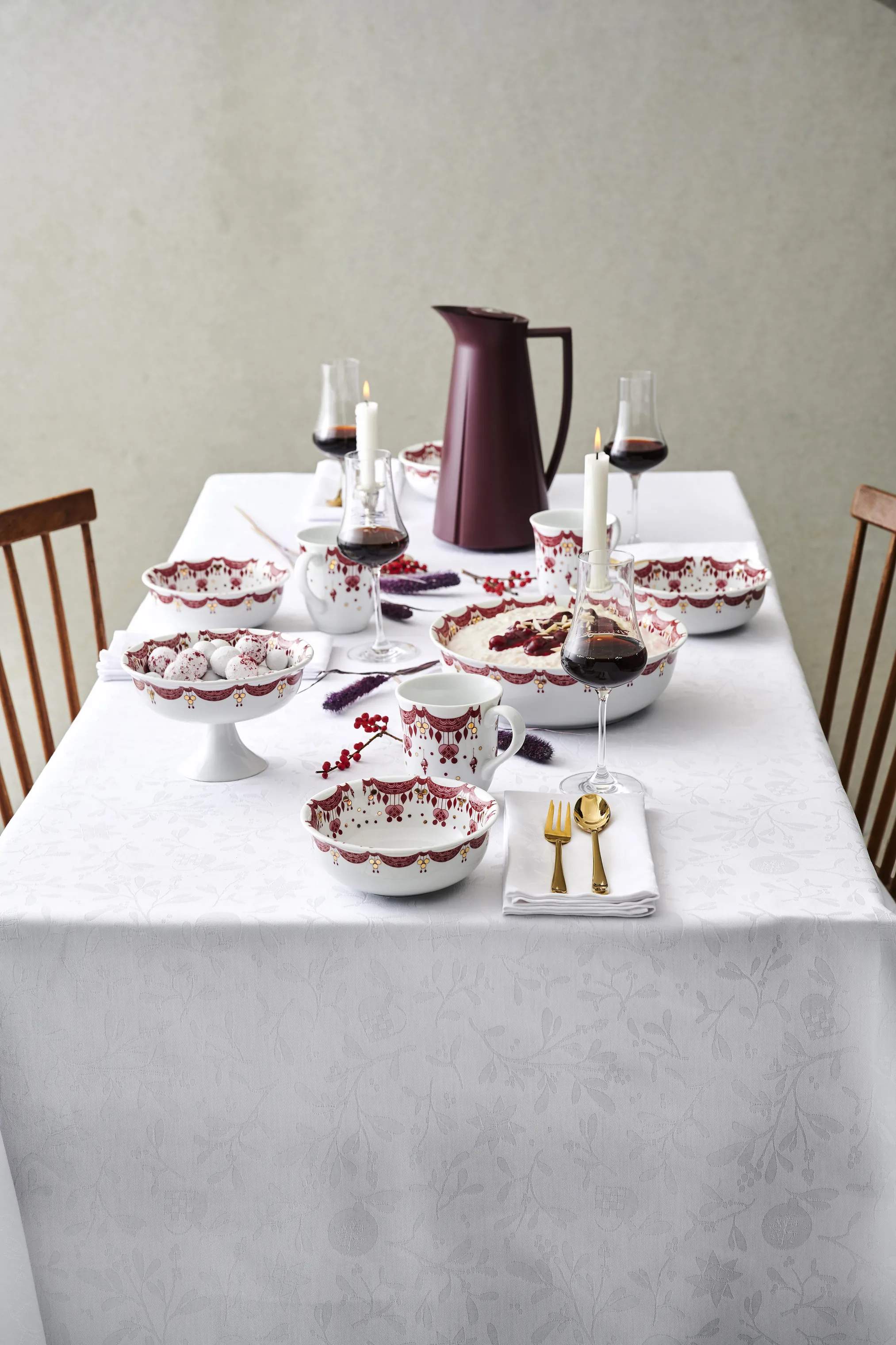 Casa Christmas Duge Mistletoe Mistelten Dug i Hvid, 270 cm, 2