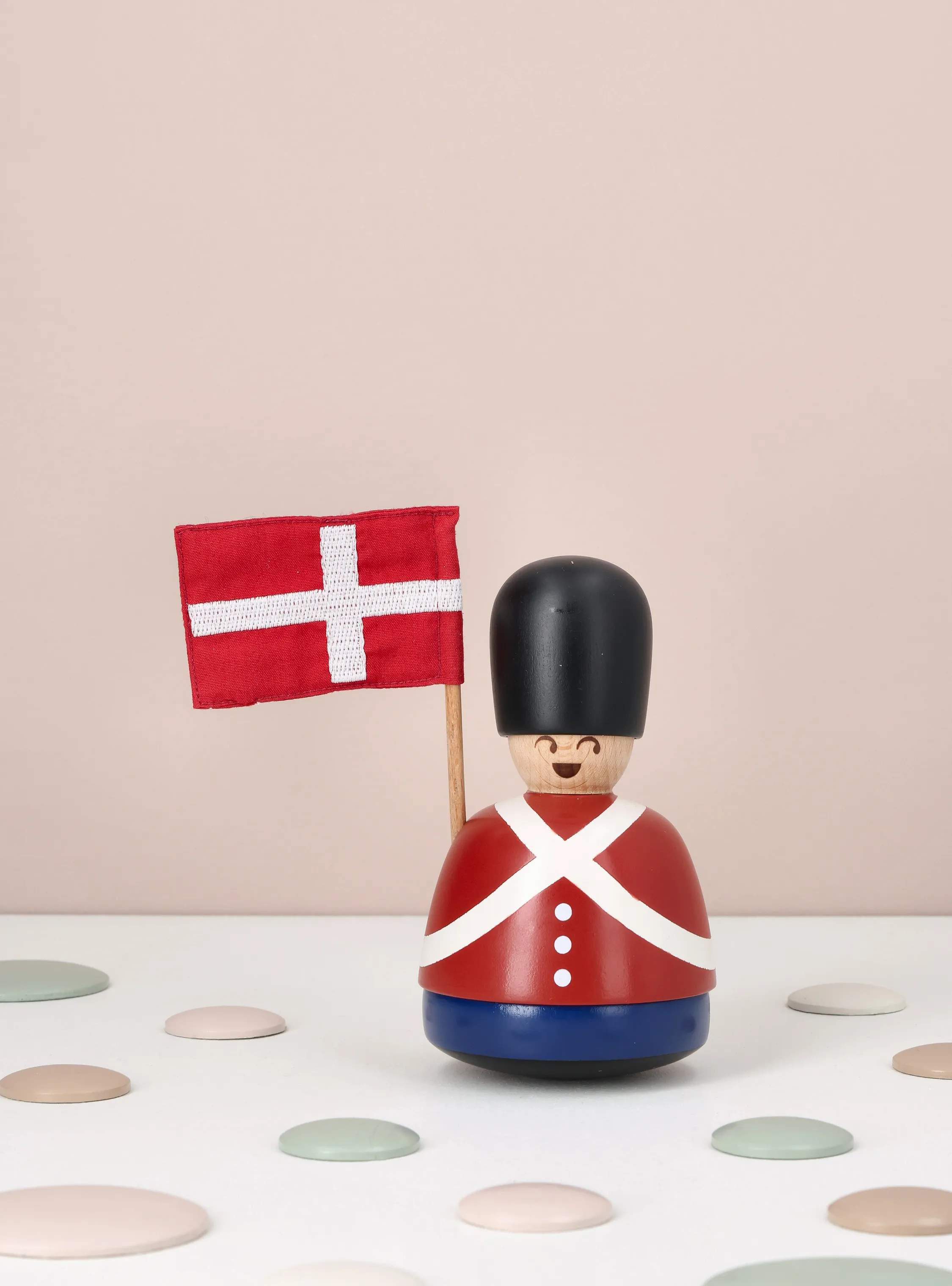 Spring Copenhagen Øvrige figurer Figur - Big Guardy Garder i 12 cm, 2