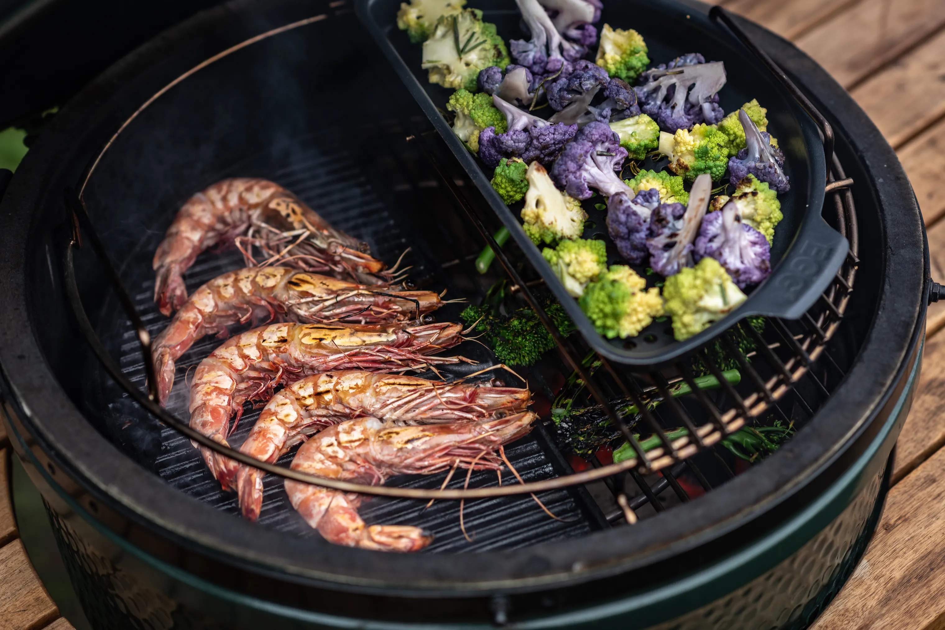 Big Green Egg Øvrigt grilltilbehør Cookware Halvrund Perforeret Grillrist i L, 2