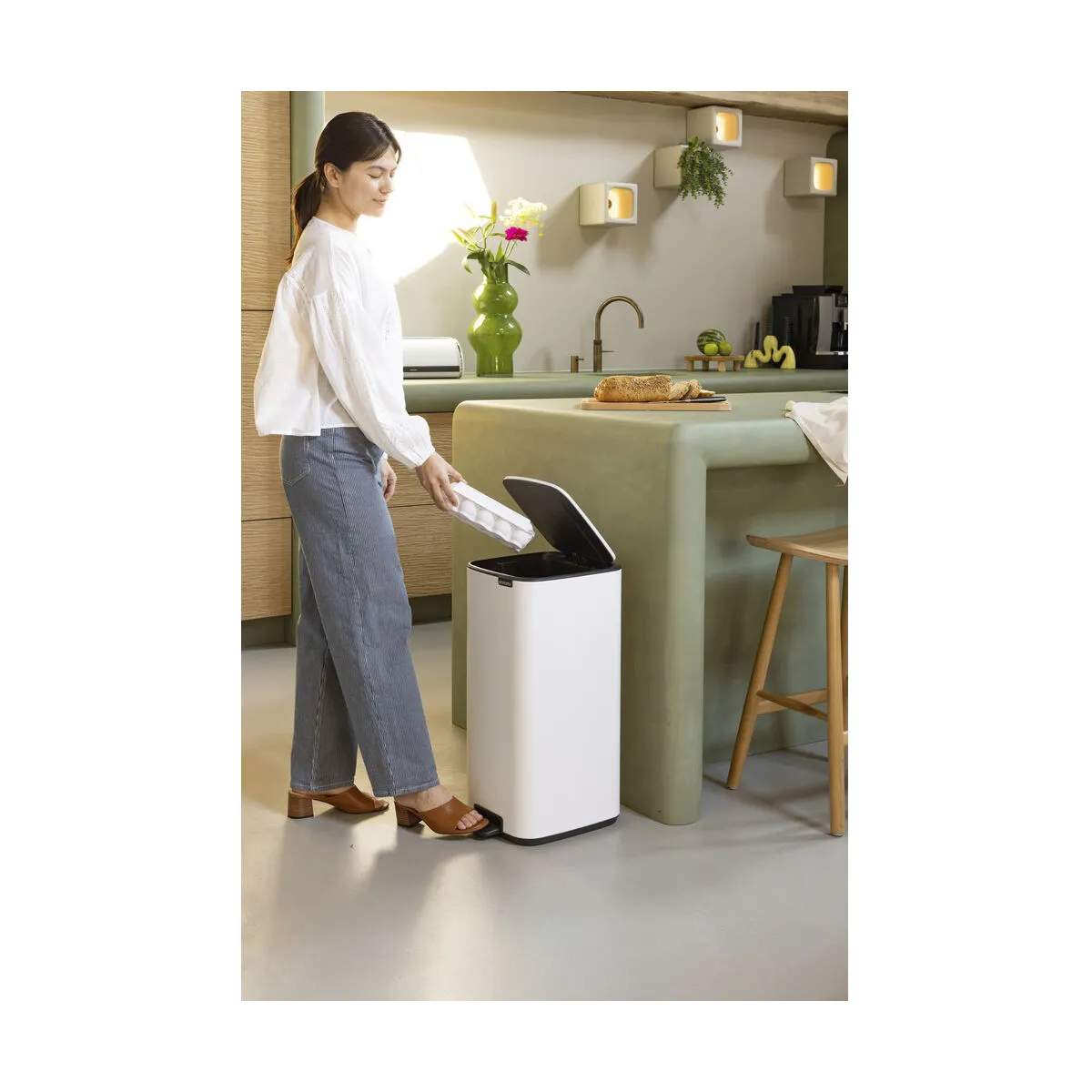 Brabantia Pedalspande Bo Pedalspand i Hvid, 30 L, 3