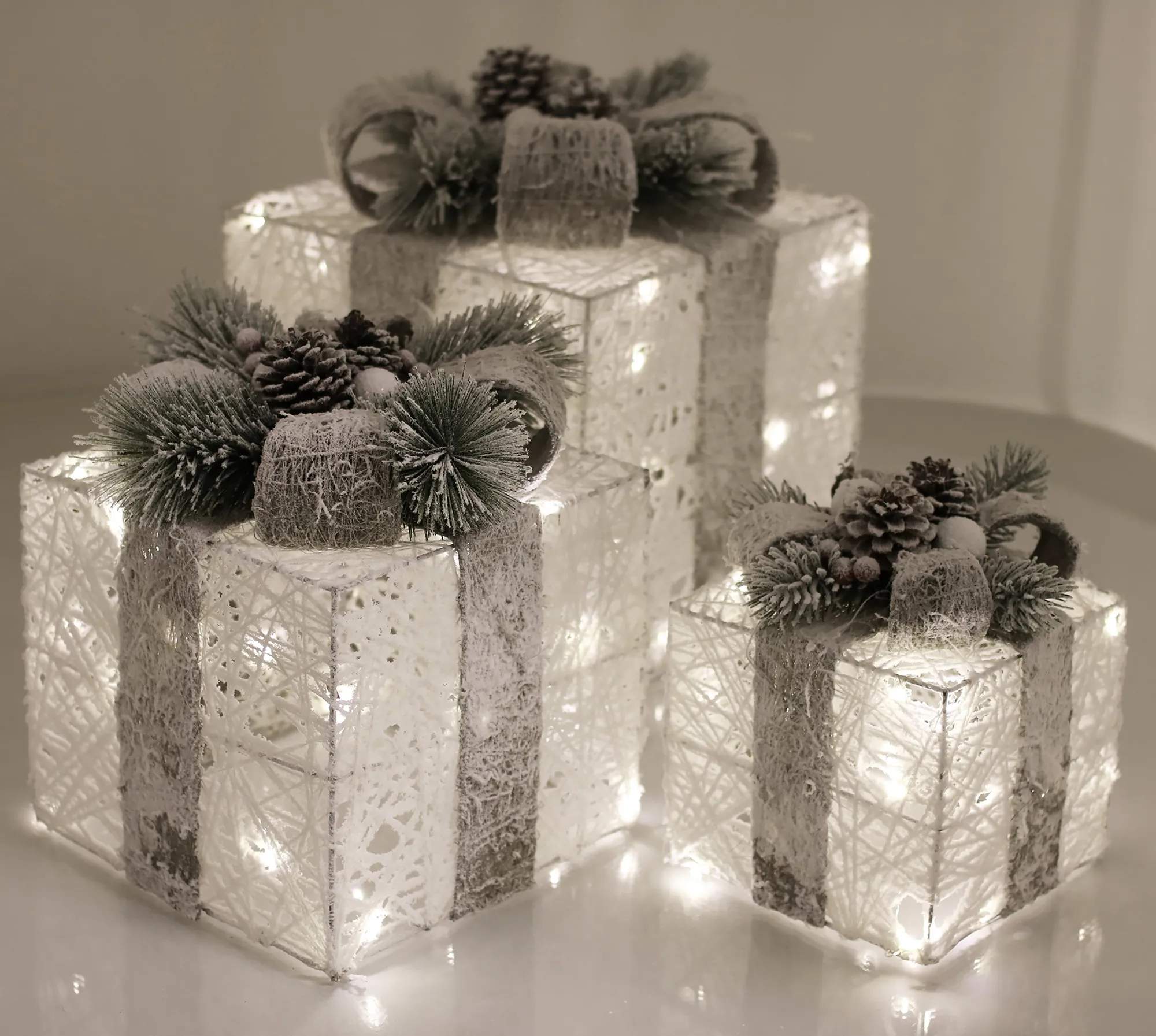 Nordic Winter Øvrigt julepynt Julepakker med lys - 3 stk. i Hvid, 4