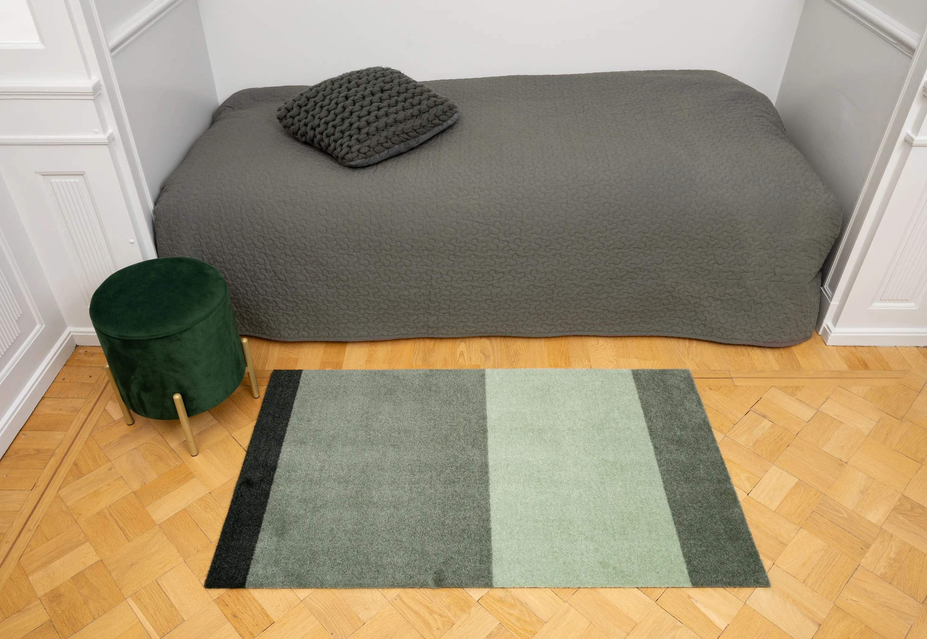 Tica Copenhagen Gulvtæpper Stripes Horisontal Gulvtæppe i Lysgrøn/støvetgrøn/mørkegrøn, B67 x L120 cm, 3