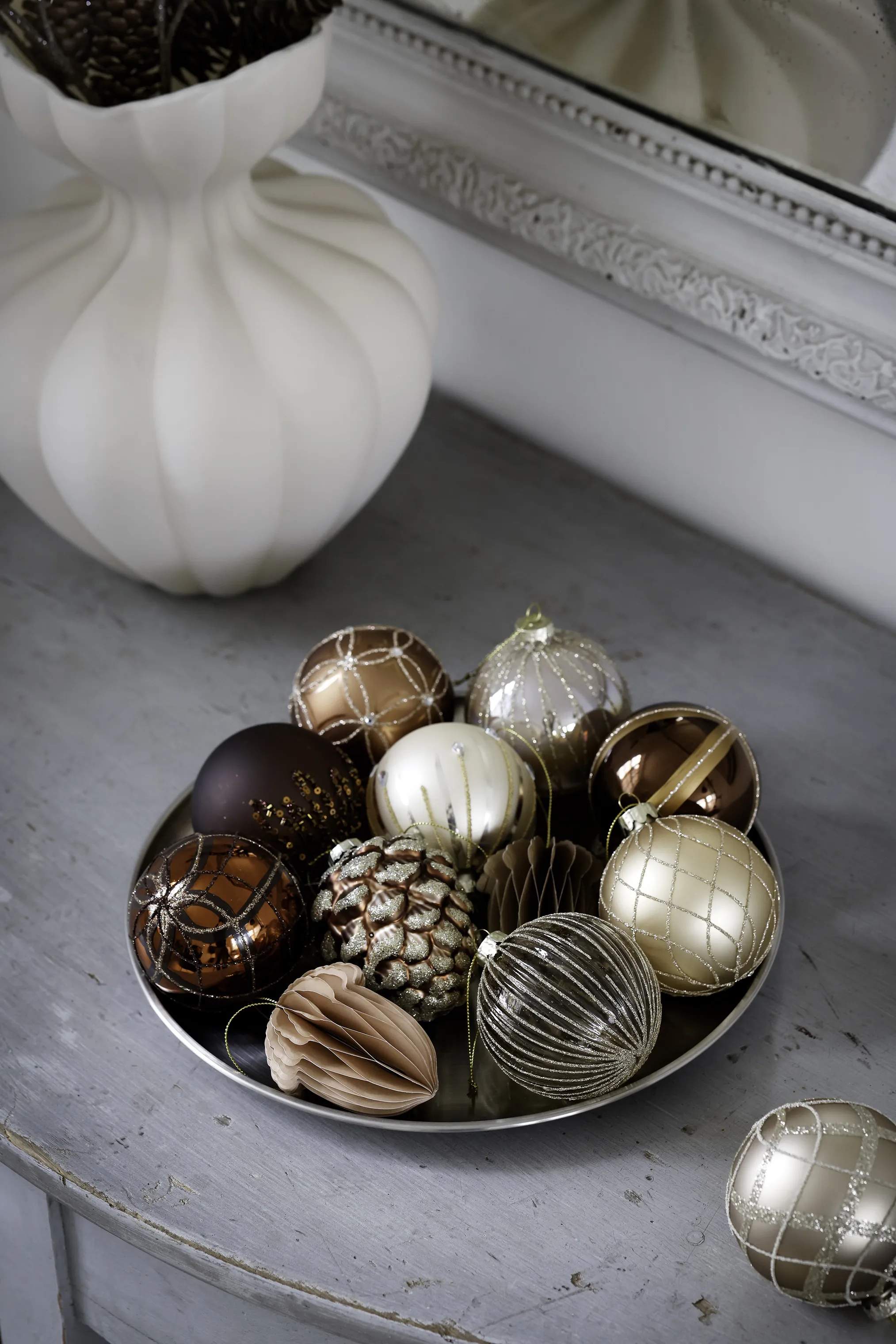 Casa Christmas Julekugler Julekugle i Creme, 2