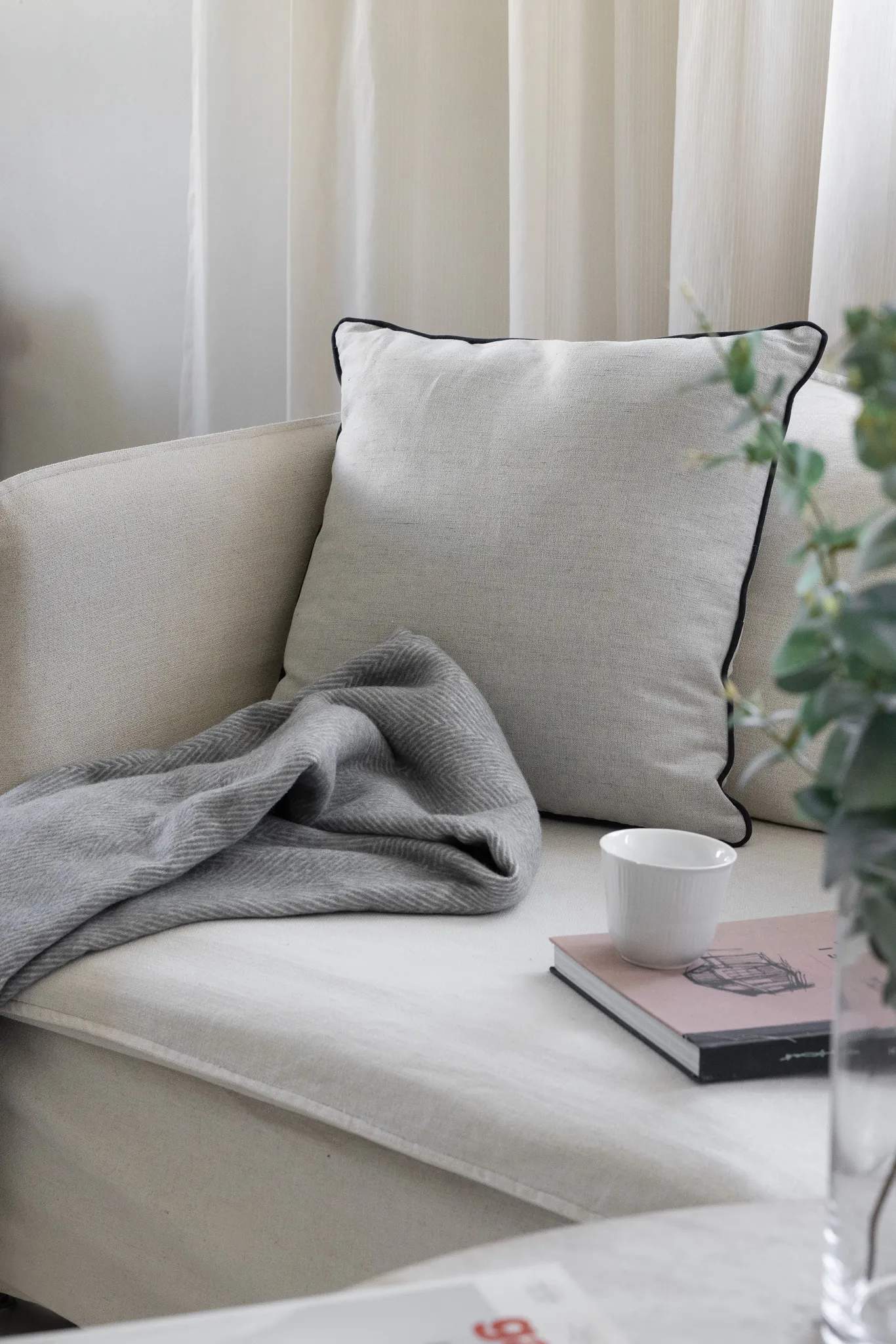 CASA Living Pyntepuder Pude i Grå, 2