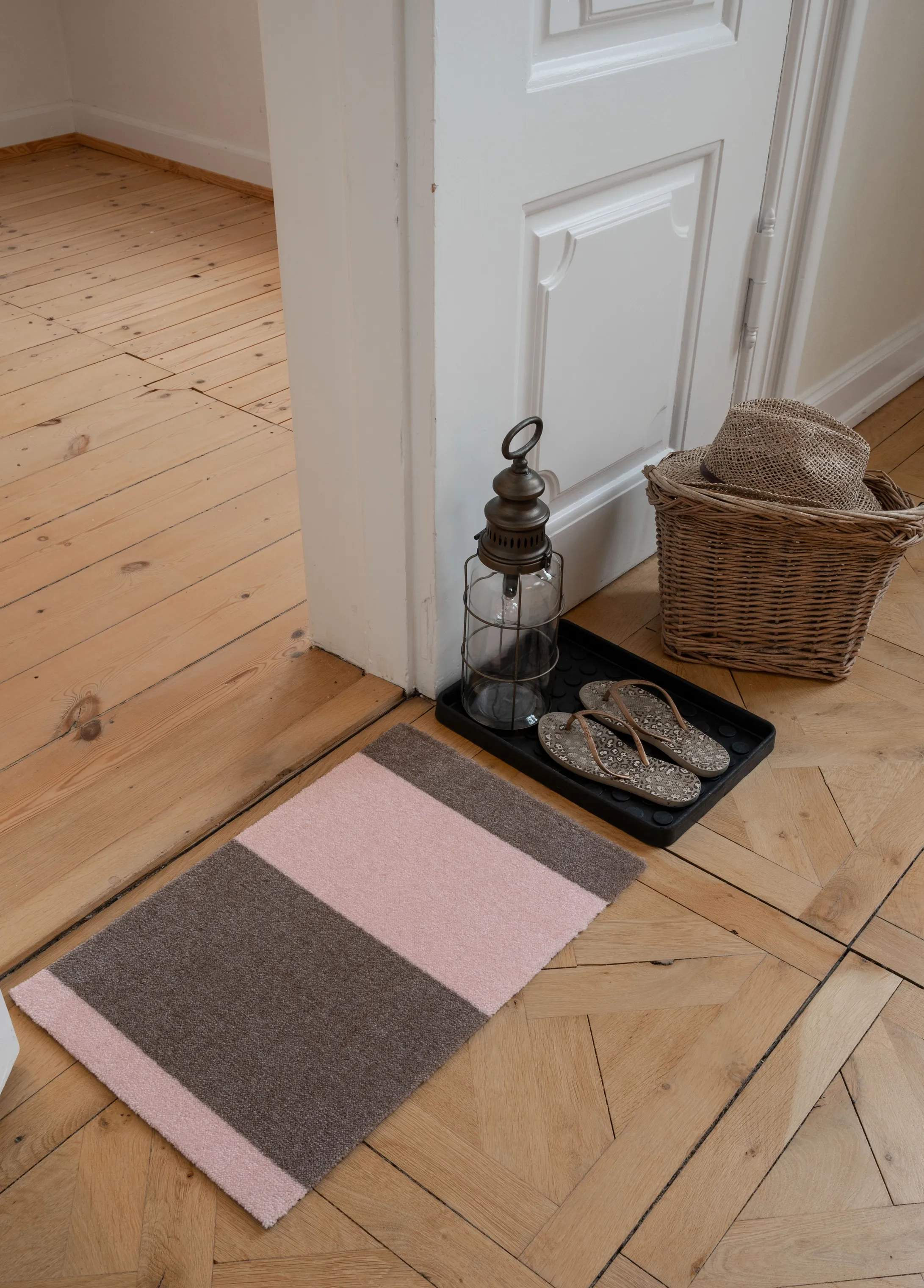Tica Copenhagen Dørmåtter Stripes Horisontal Gulvmåtte i Sand/Rosa, B60 x L40 cm, 2