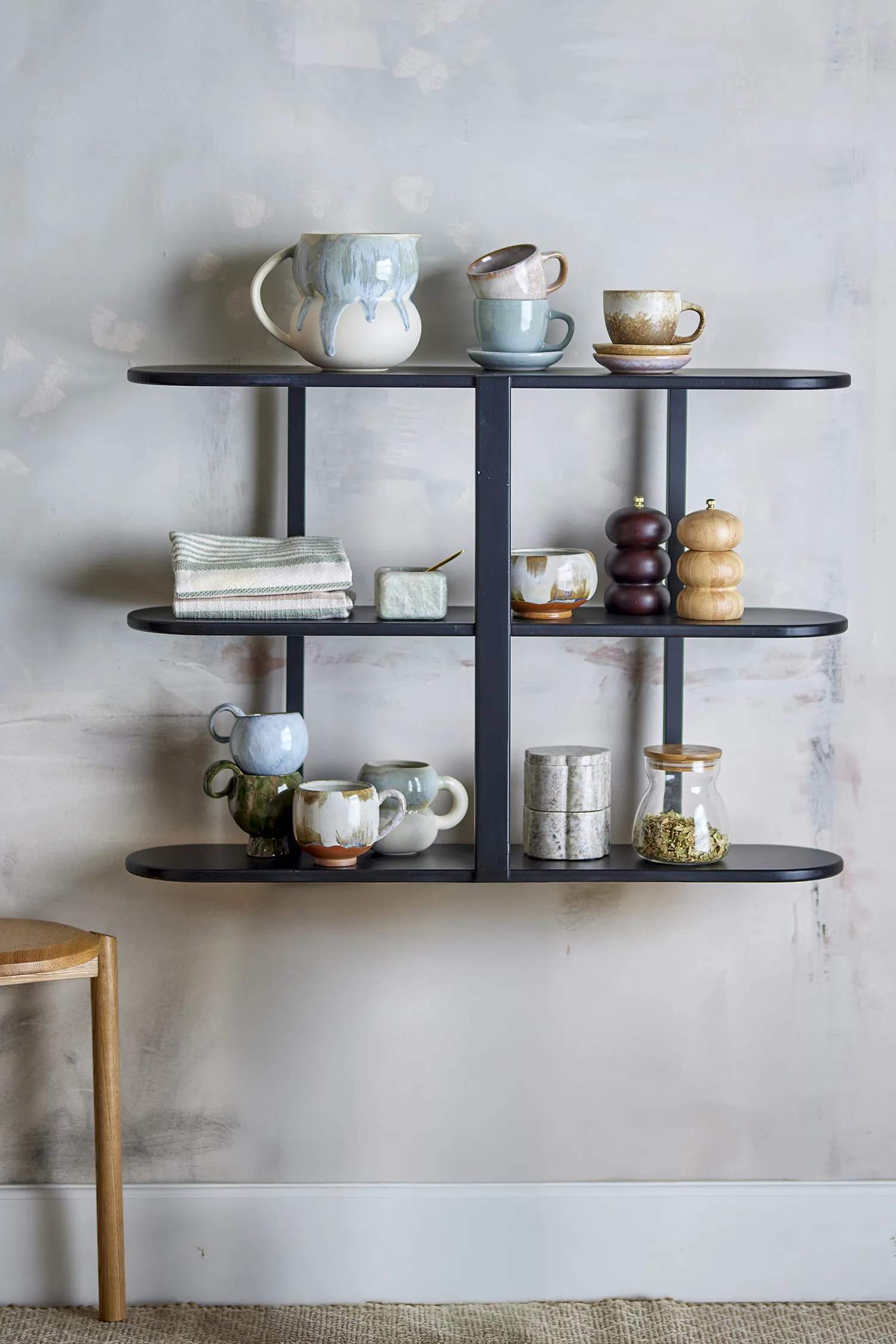 Bloomingville Hylder Vicente Hylde i Sort, 2
