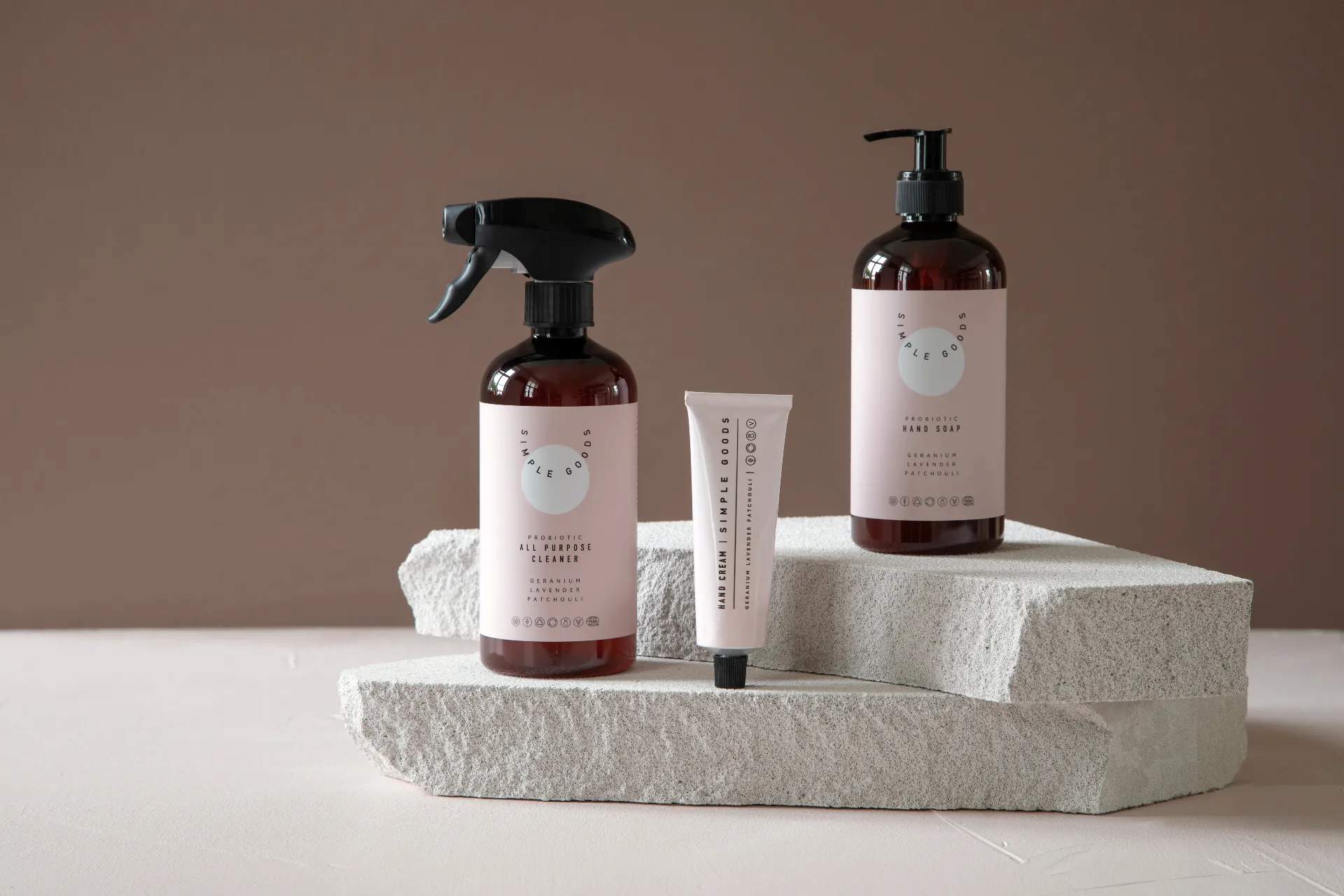 Simple Goods Rengøringsmidler All Purpose Cleaner i Geranium/lavendel/patchouli, 2