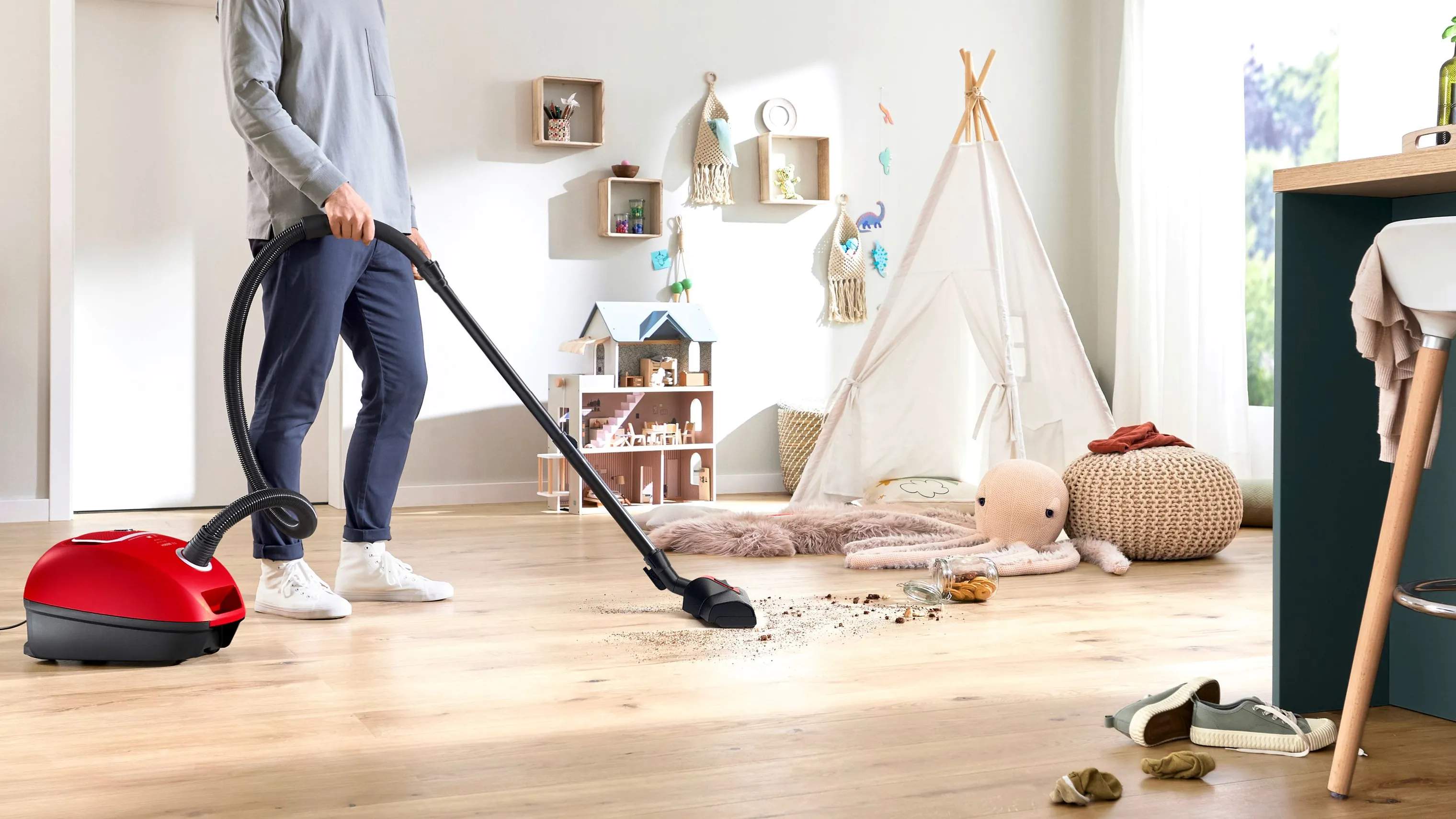 Bosch Støvsugere Støvsuger BGB41PET1 Serie 4 i Rød, 2