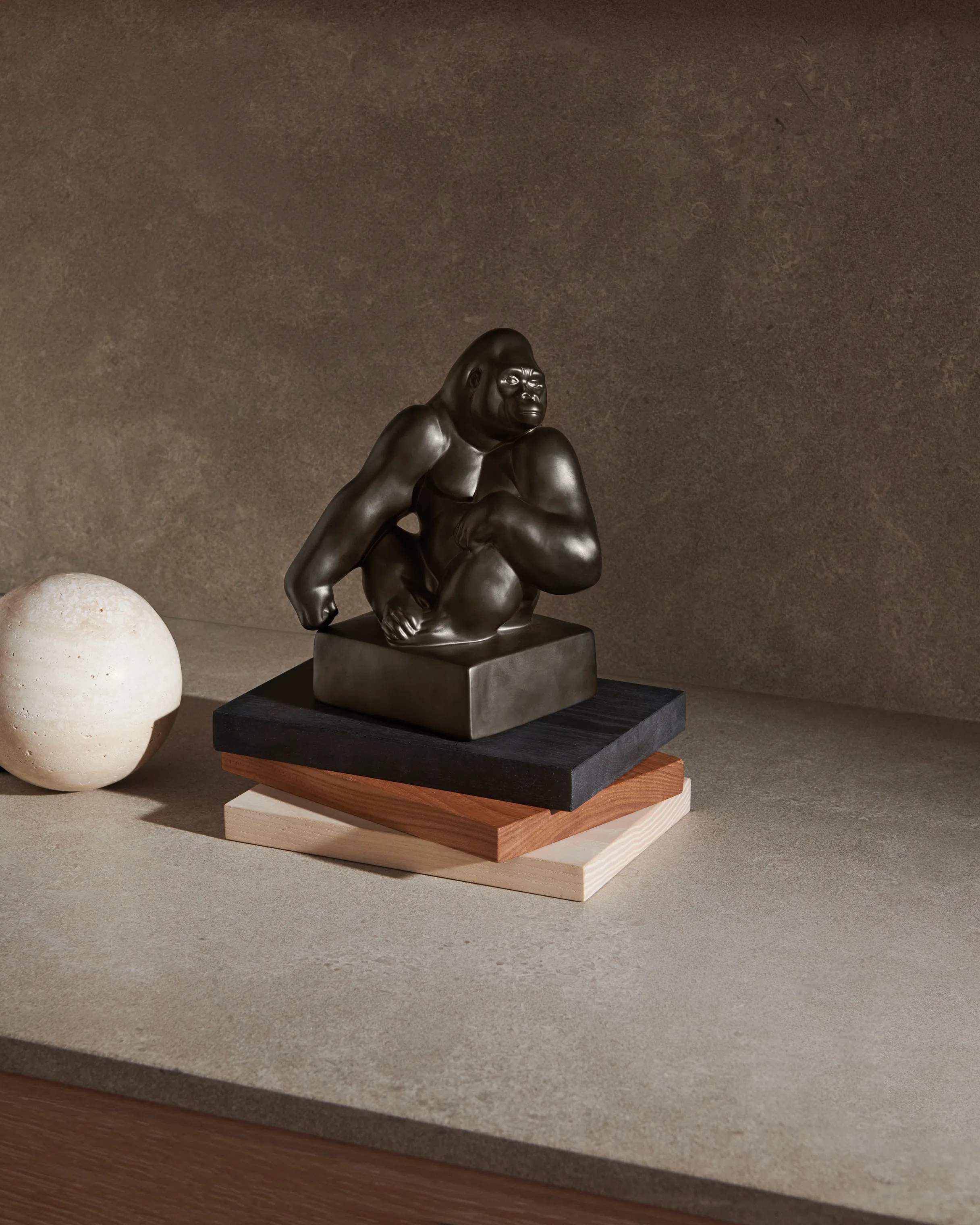 Royal Copenhagen Dyrefigurer Figurine Gorilla i Sort, 2