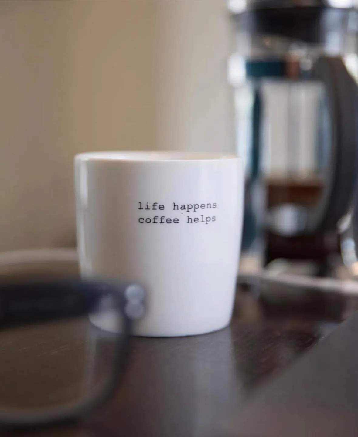 Sögne
 Krus og kopper uden hank Sögne mugs Krus - Life Happens i Life Happens, 2