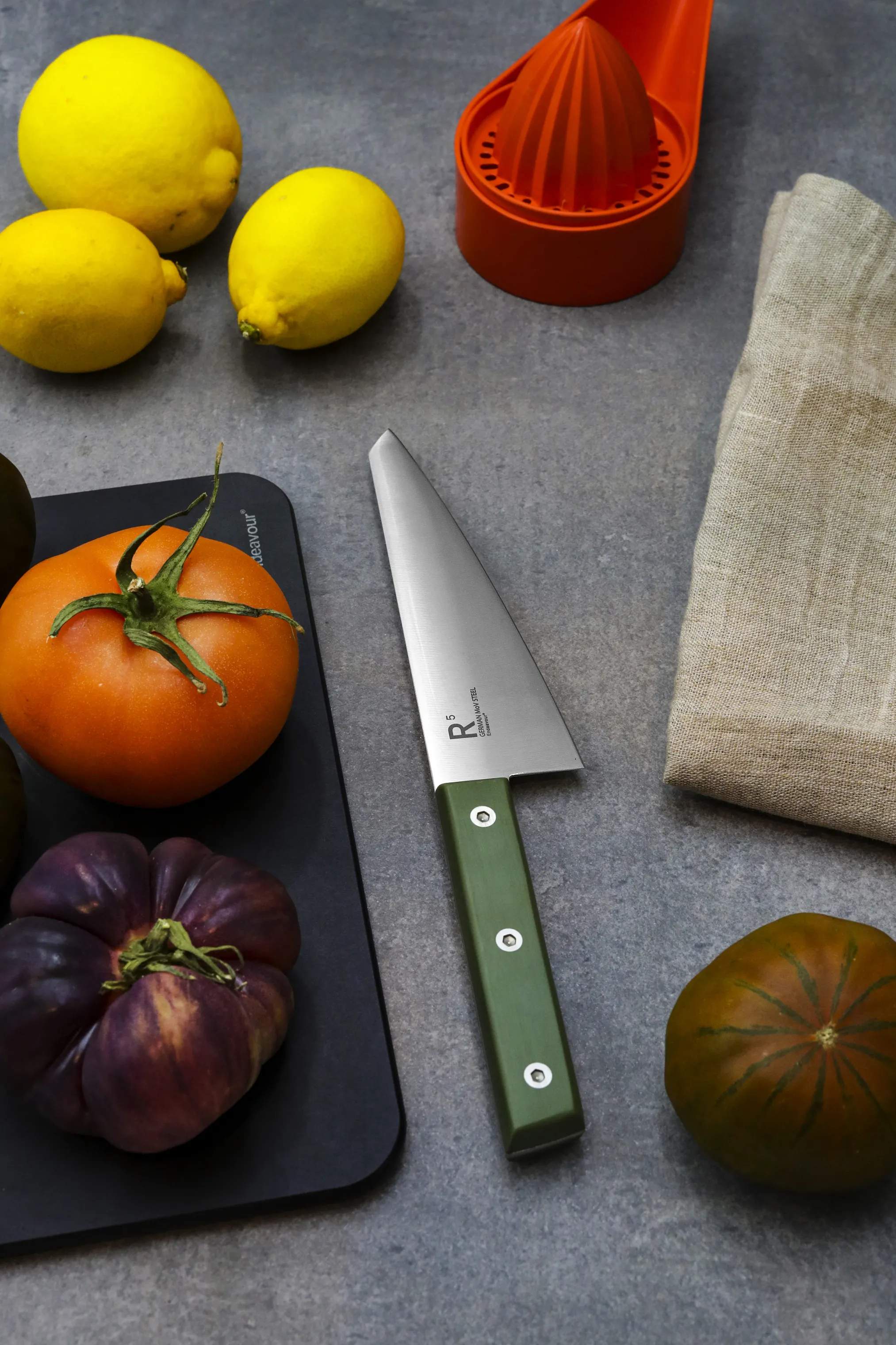 Endeavour Kokkeknive Resolution R5 Honesuki Kniv i Grøn, 6