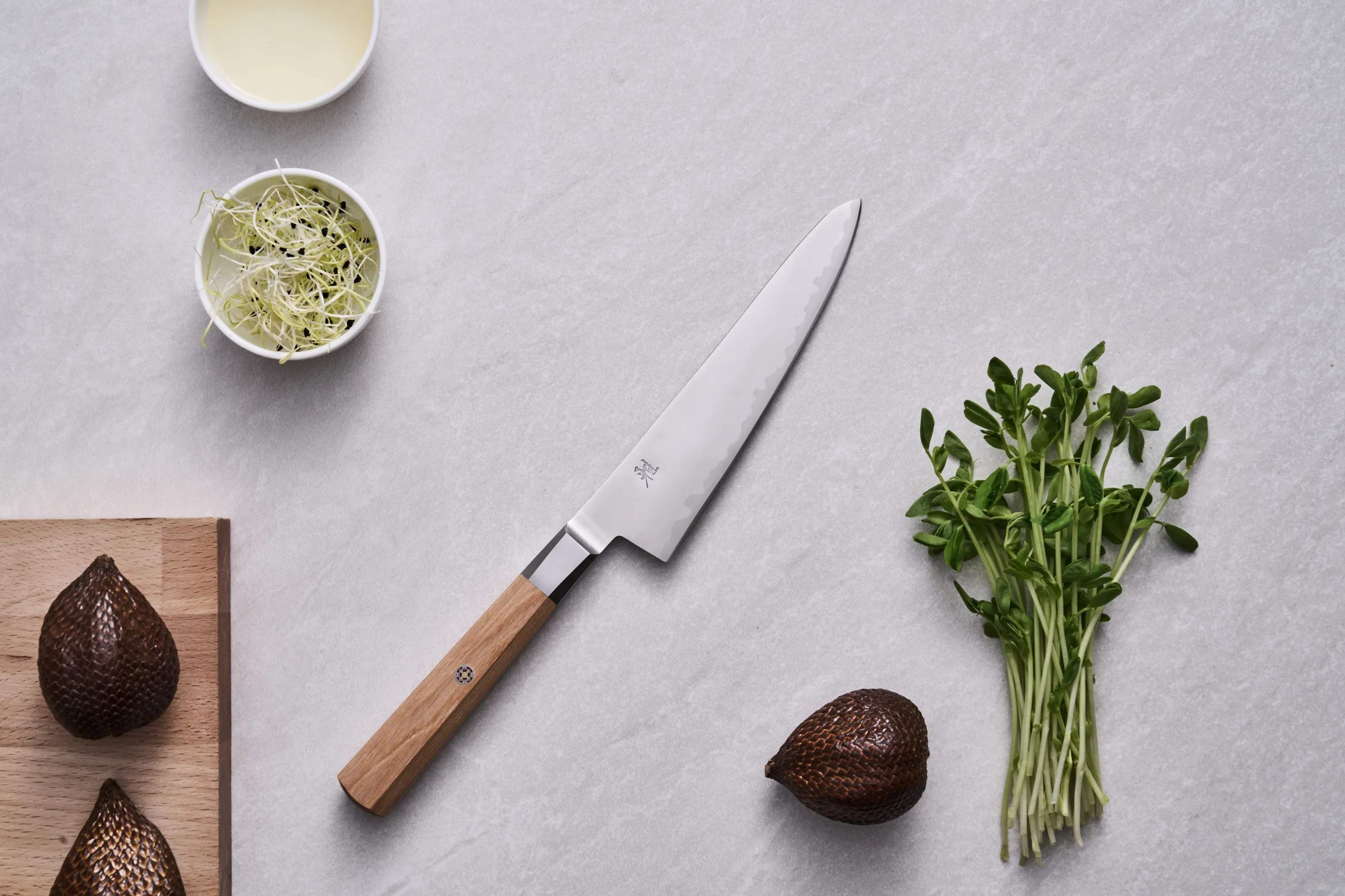 MIYABI Universalknive KOYA 4000FCv2 Koya Shotohkniv i Beige, 2