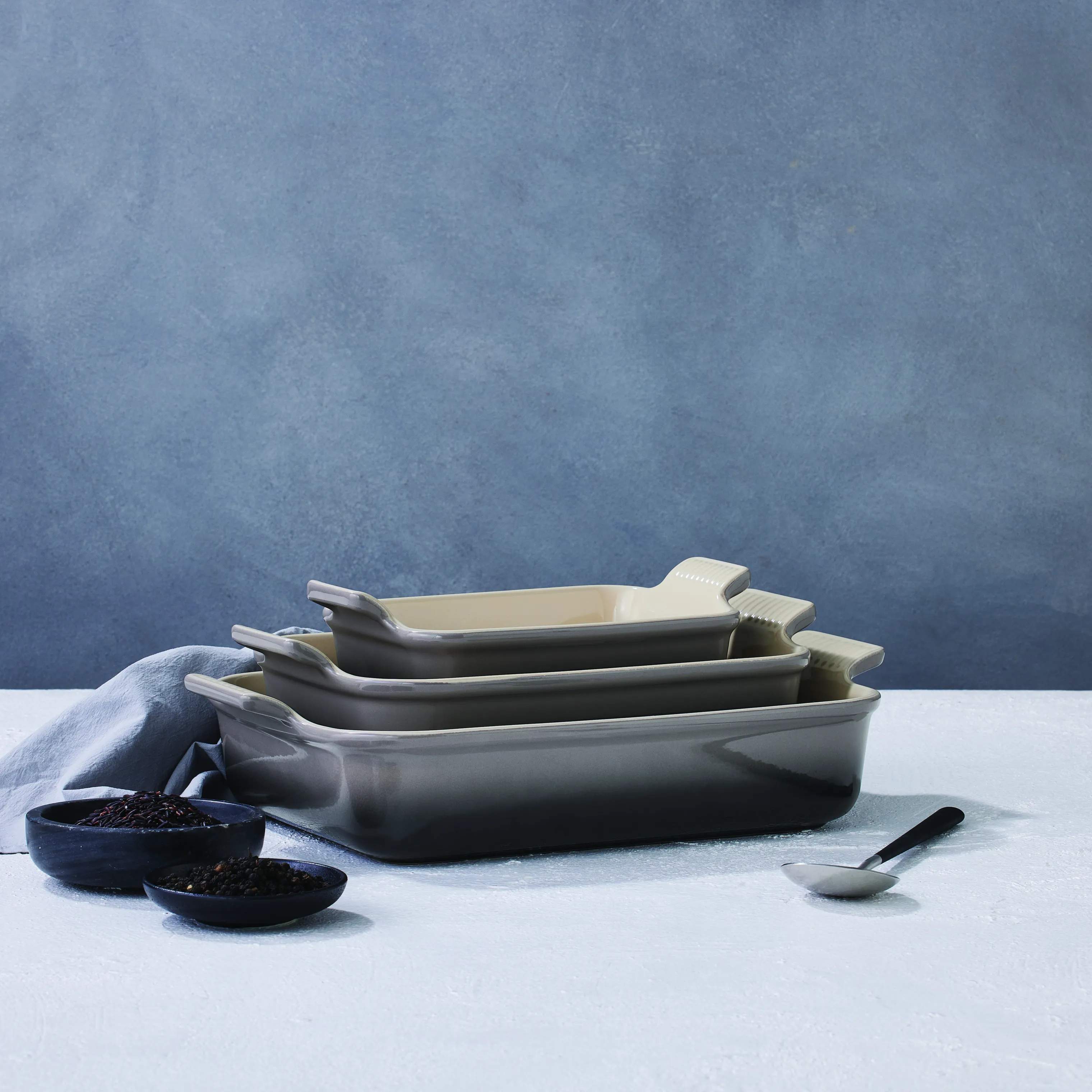 Le Creuset Ovnfaste fade Signature Heritage Ovnfast Fad i Flint, B15 x L24 cm, 3
