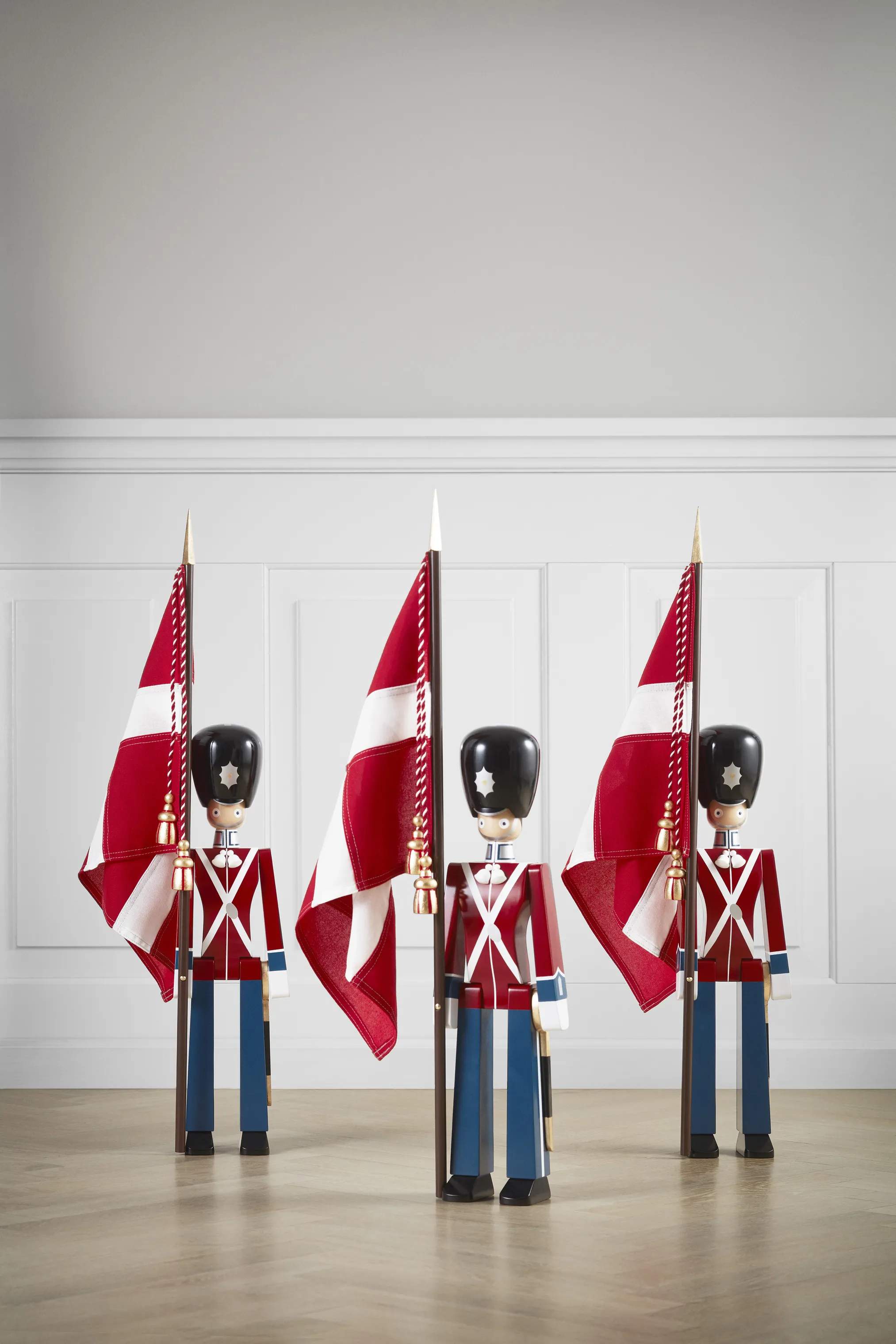 Kay Bojesen Øvrige figurer Figurines Fanebærer i Rød/hvid/blå, 2