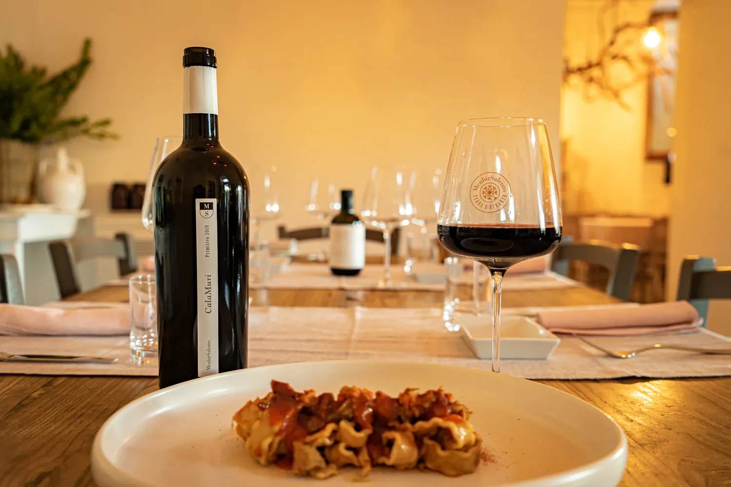 Menhir Salento Vin Calamuri Primitivo Rødvin i Rød, 2