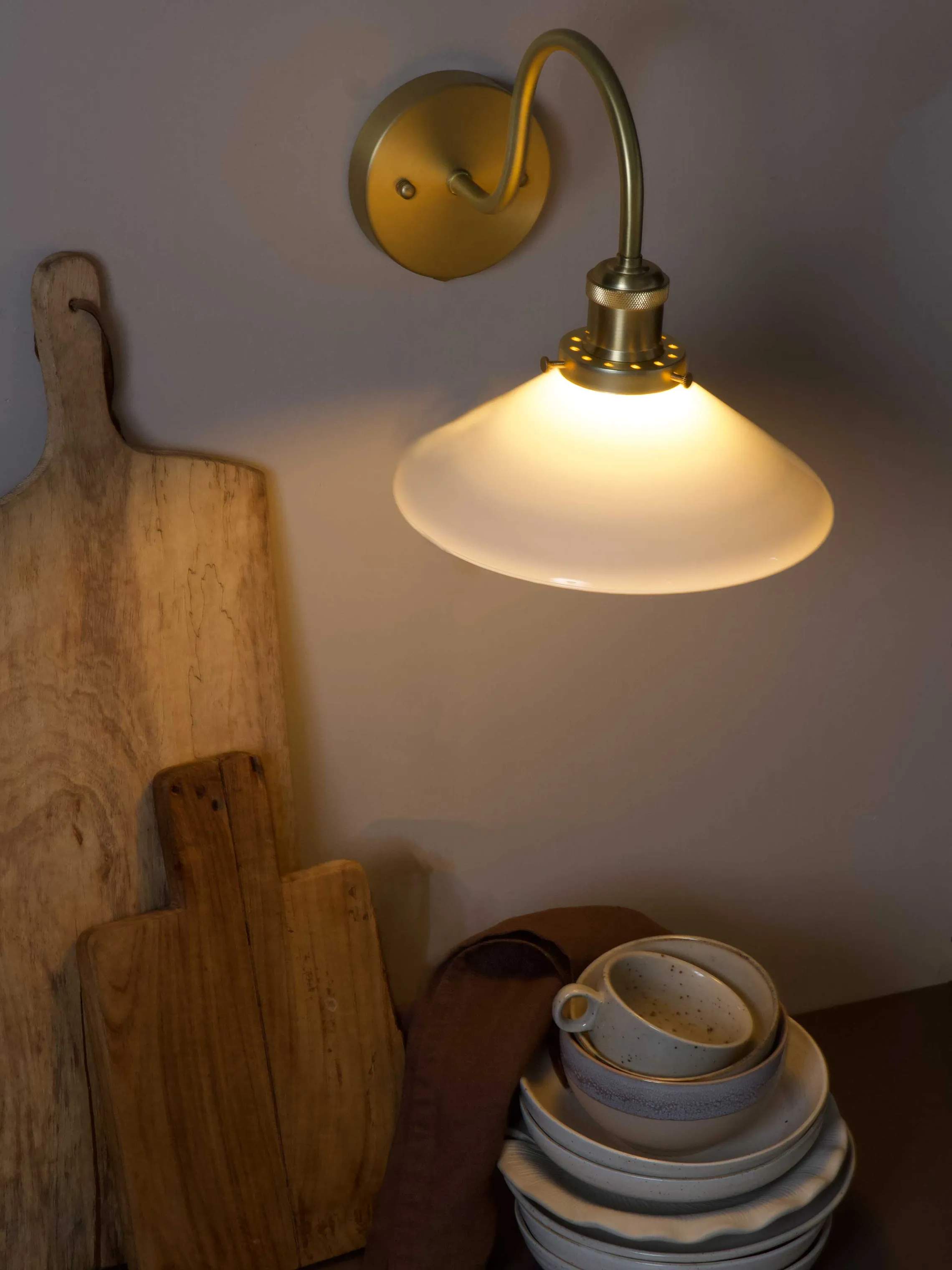 PR Home Væglamper August Væglampe i Opal, 3