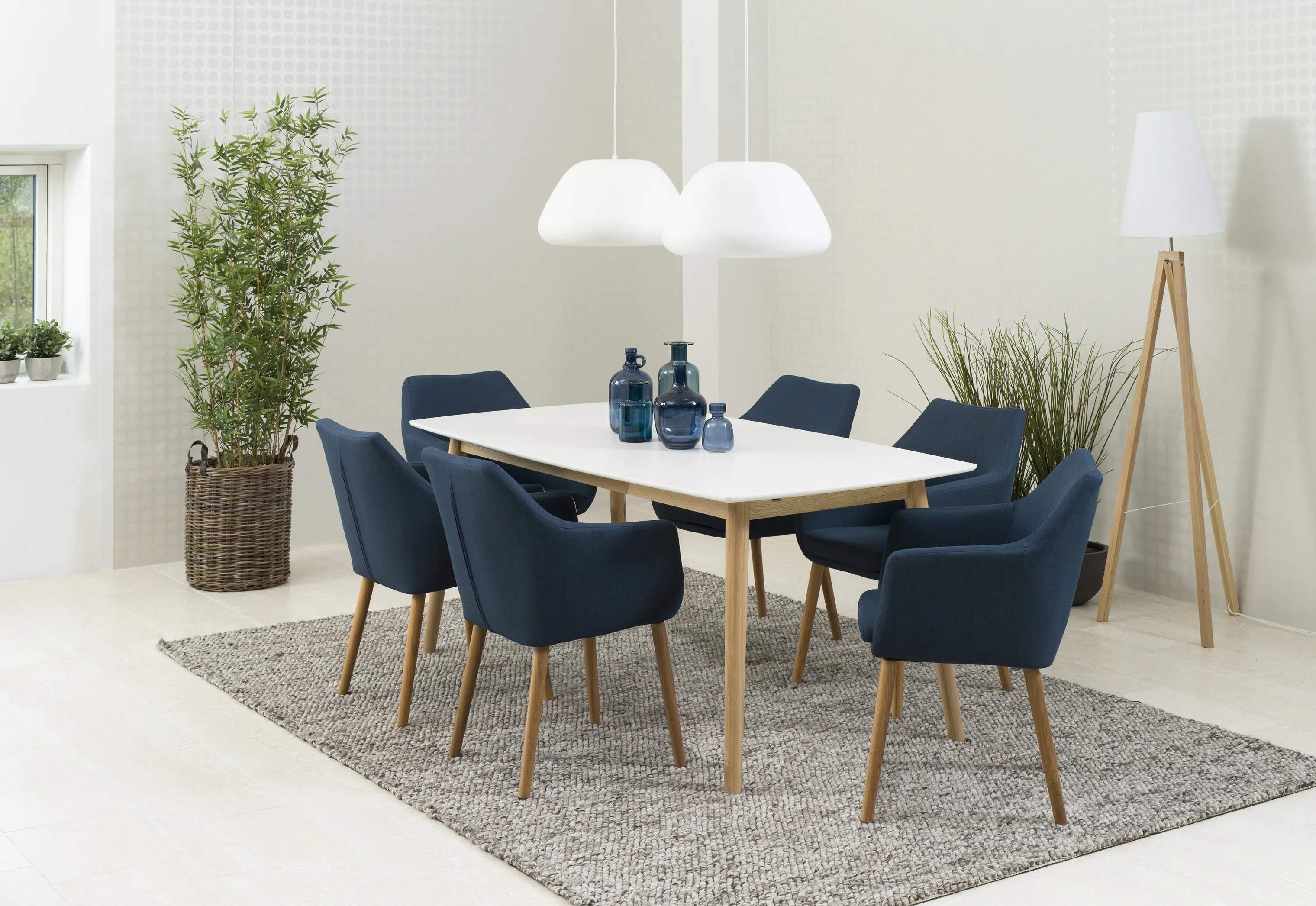 CASA Living Spiseborde Nagano Spisebord i egetræ/hvid, 6