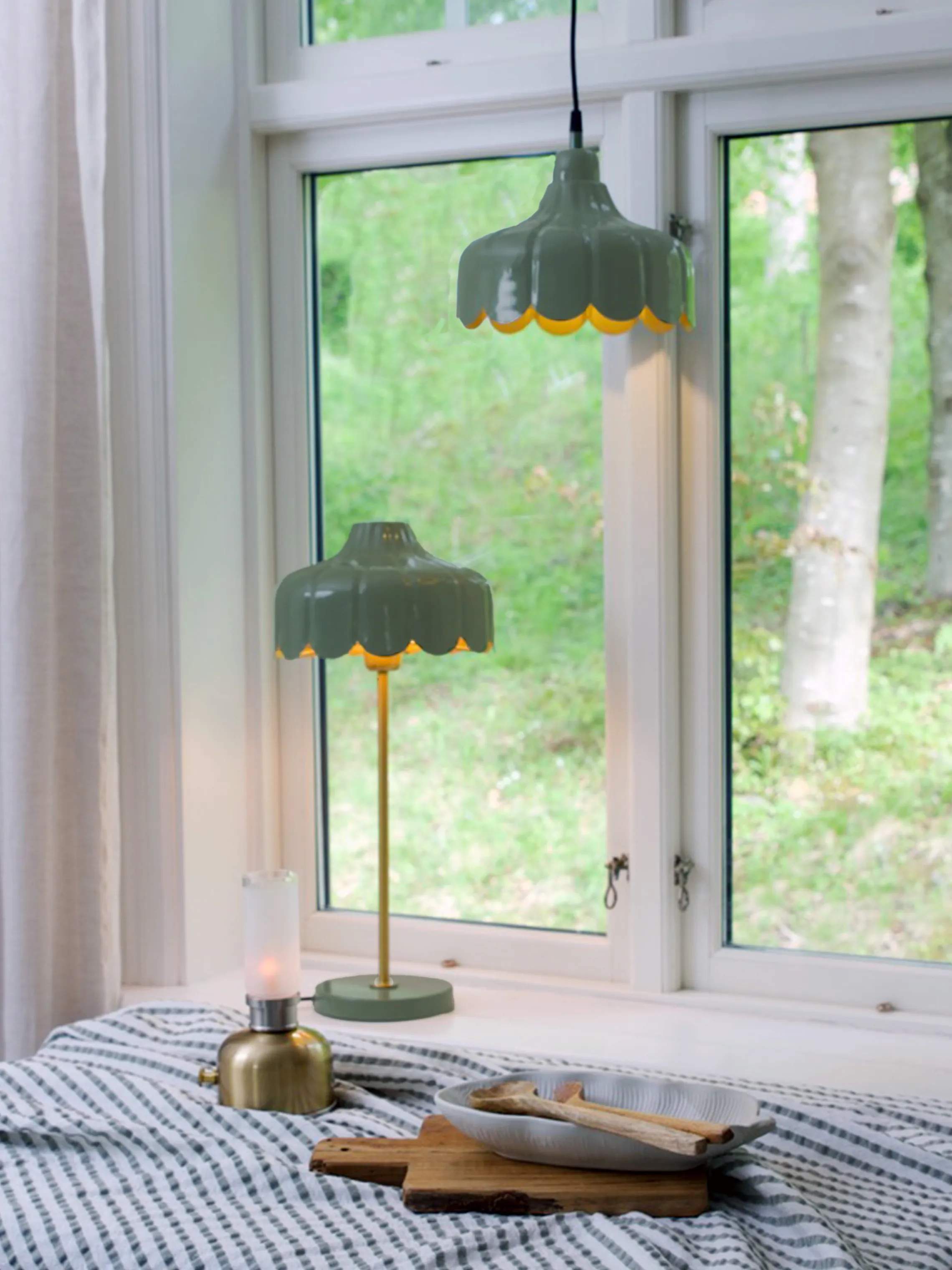 PR Home Bordlamper Wells Bordlampe i mørkegrøn, 2